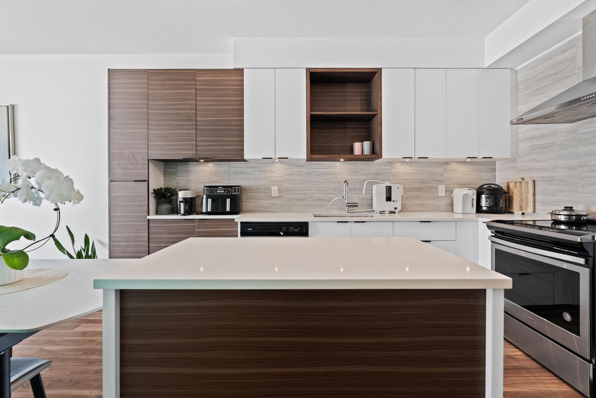 216 - 5355 Lane Street, Burnaby