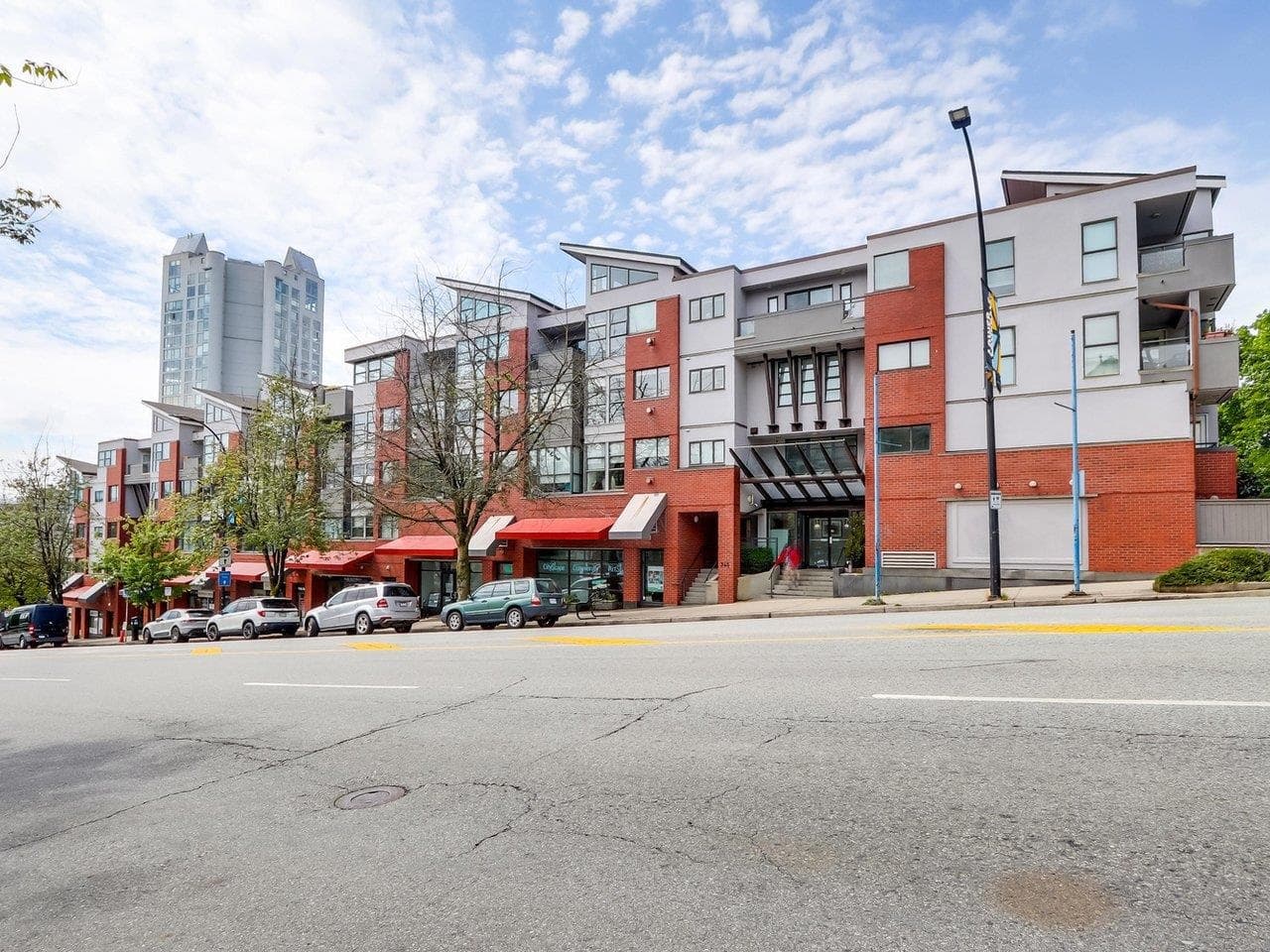 414 - 345 Lonsdale Avenue, North Vancouver