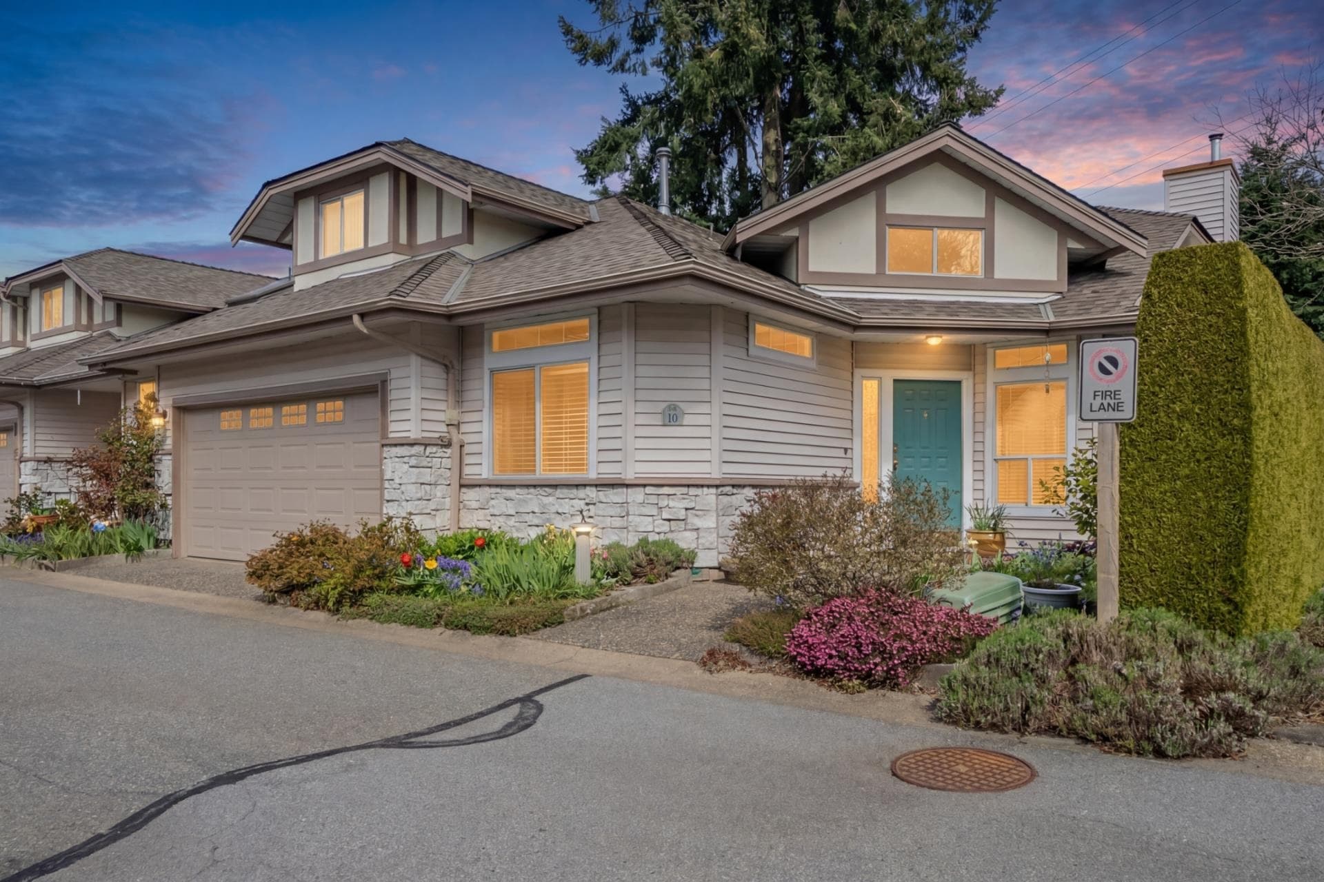 16 - 16325 82 Avenue, Surrey