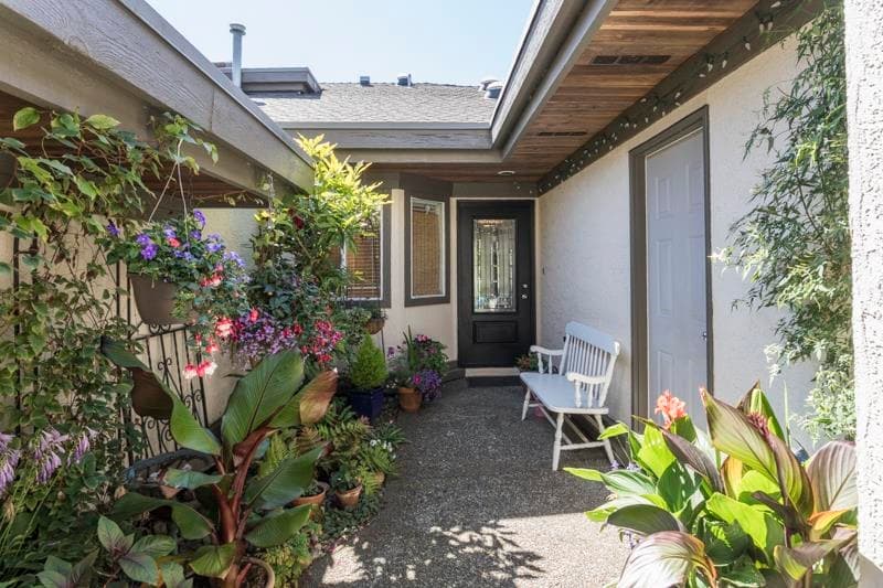 4 - 12975 17 Avenue, Surrey