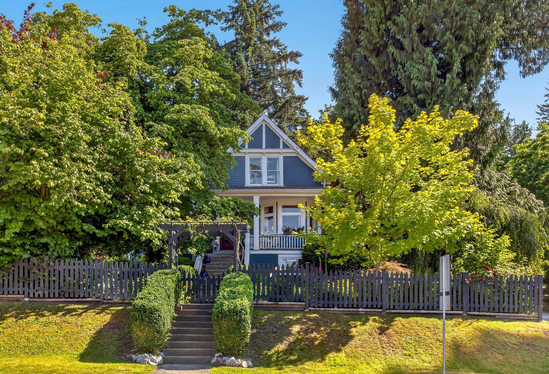 2201 St George Street, Port Moody