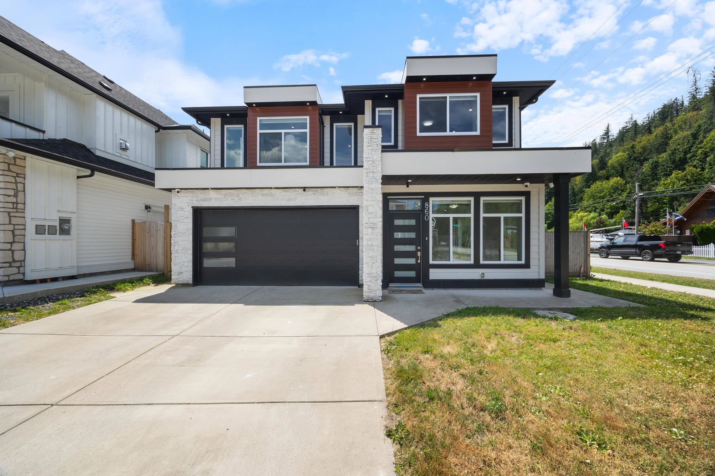 860 Willow Place, Harrison Hot Springs