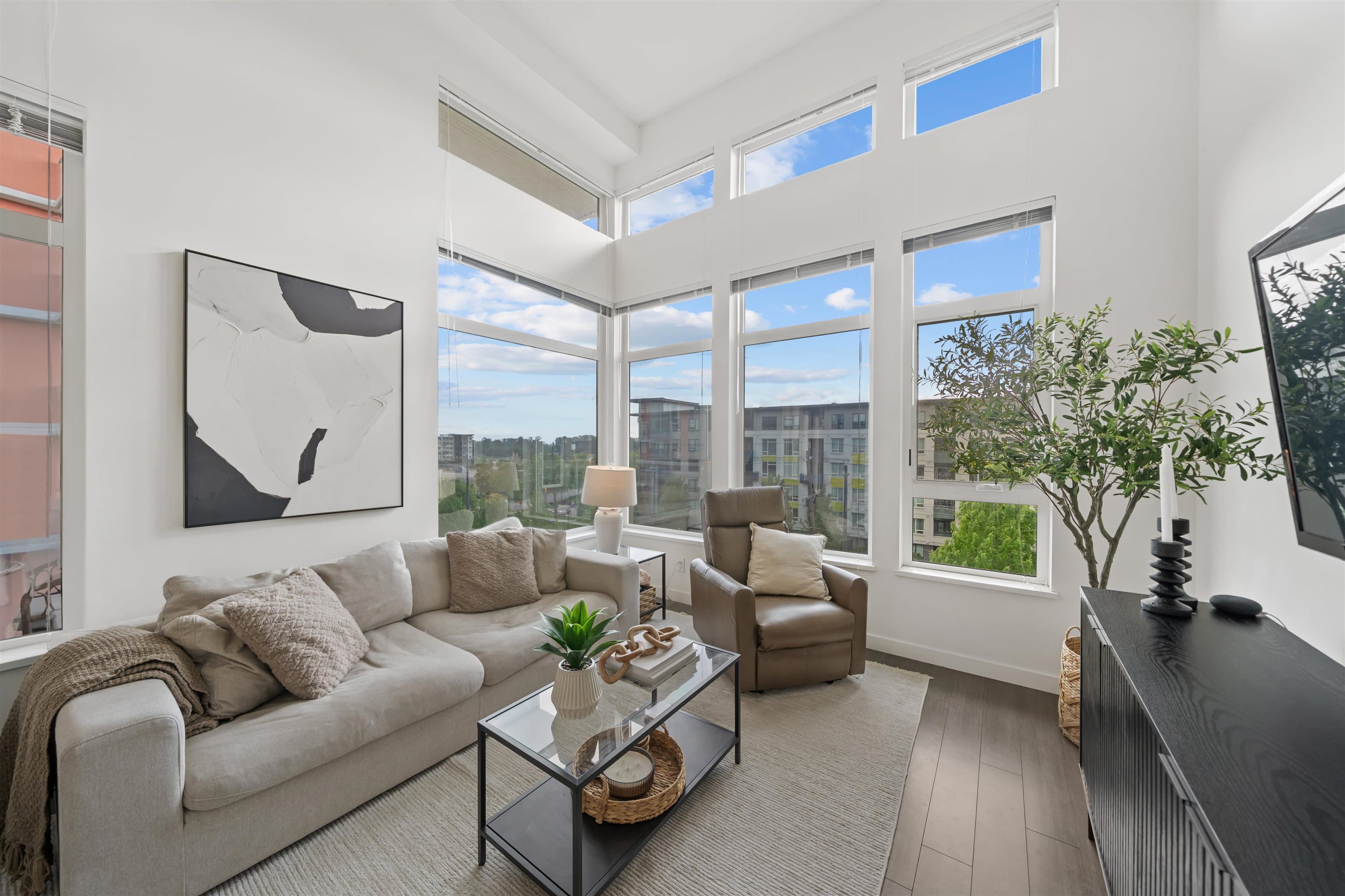 502 - 3263 Pierview Crescent, Vancouver