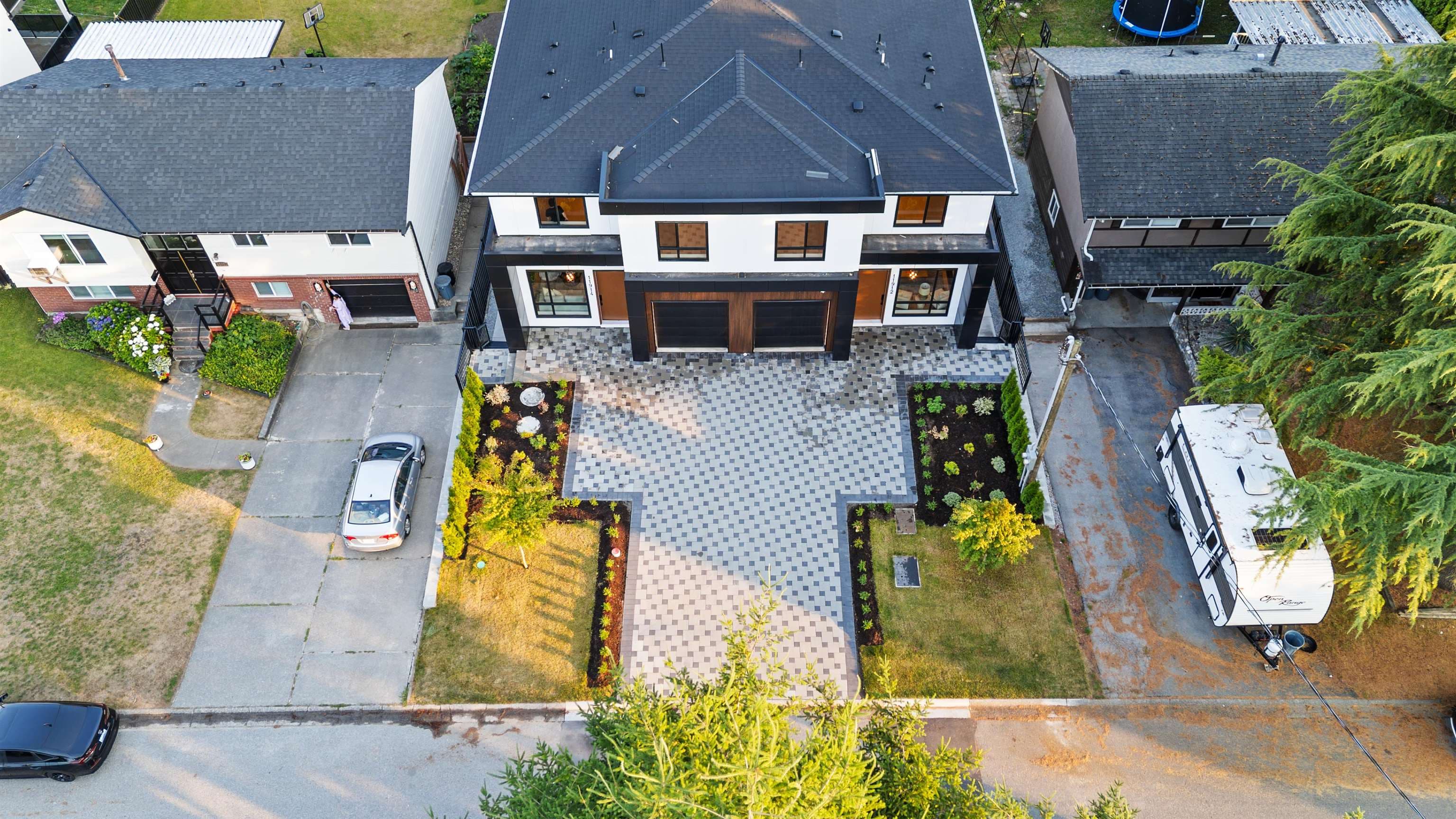 11912 78b Avenue, Delta