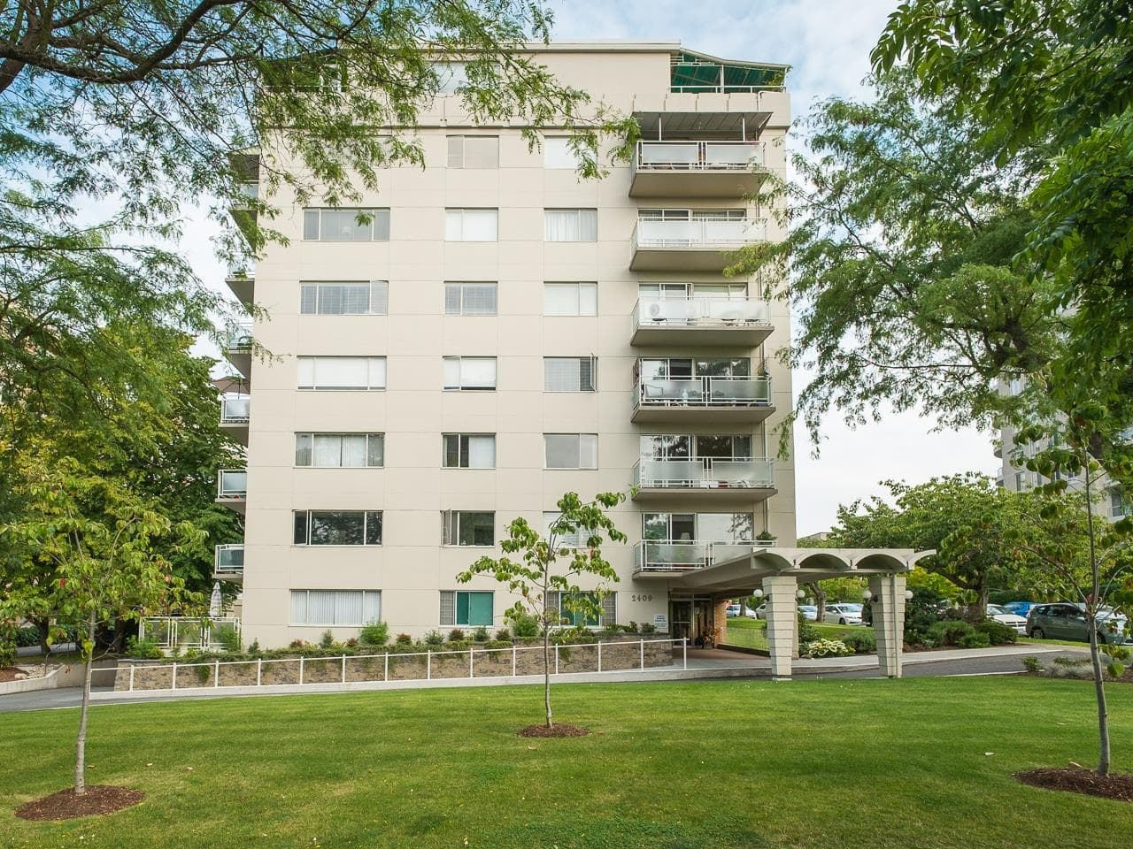 502 - 2409 W 43rd Avenue, Vancouver