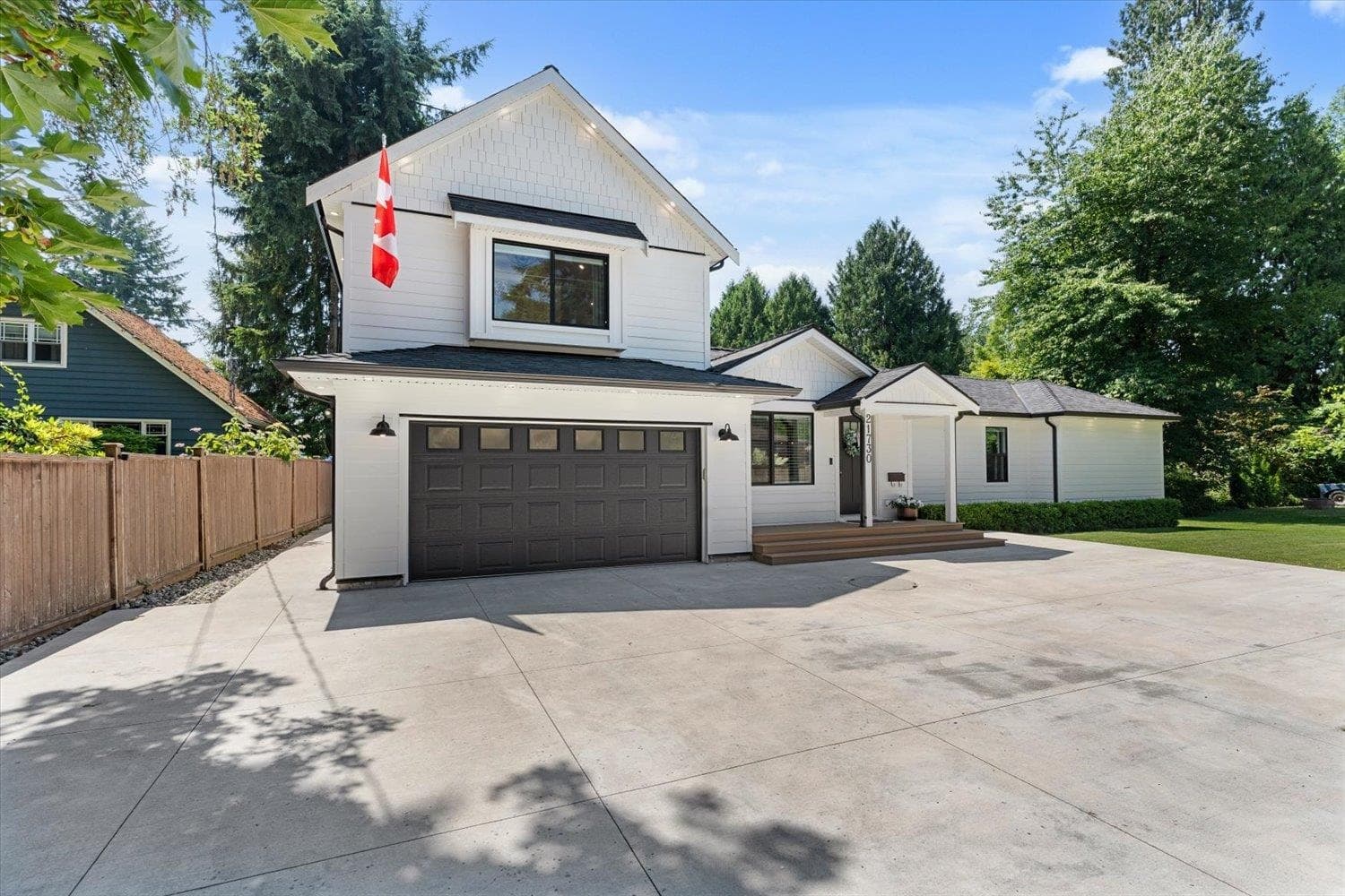 21730 River Road, Maple Ridge, V2X 2B7 — photo 1