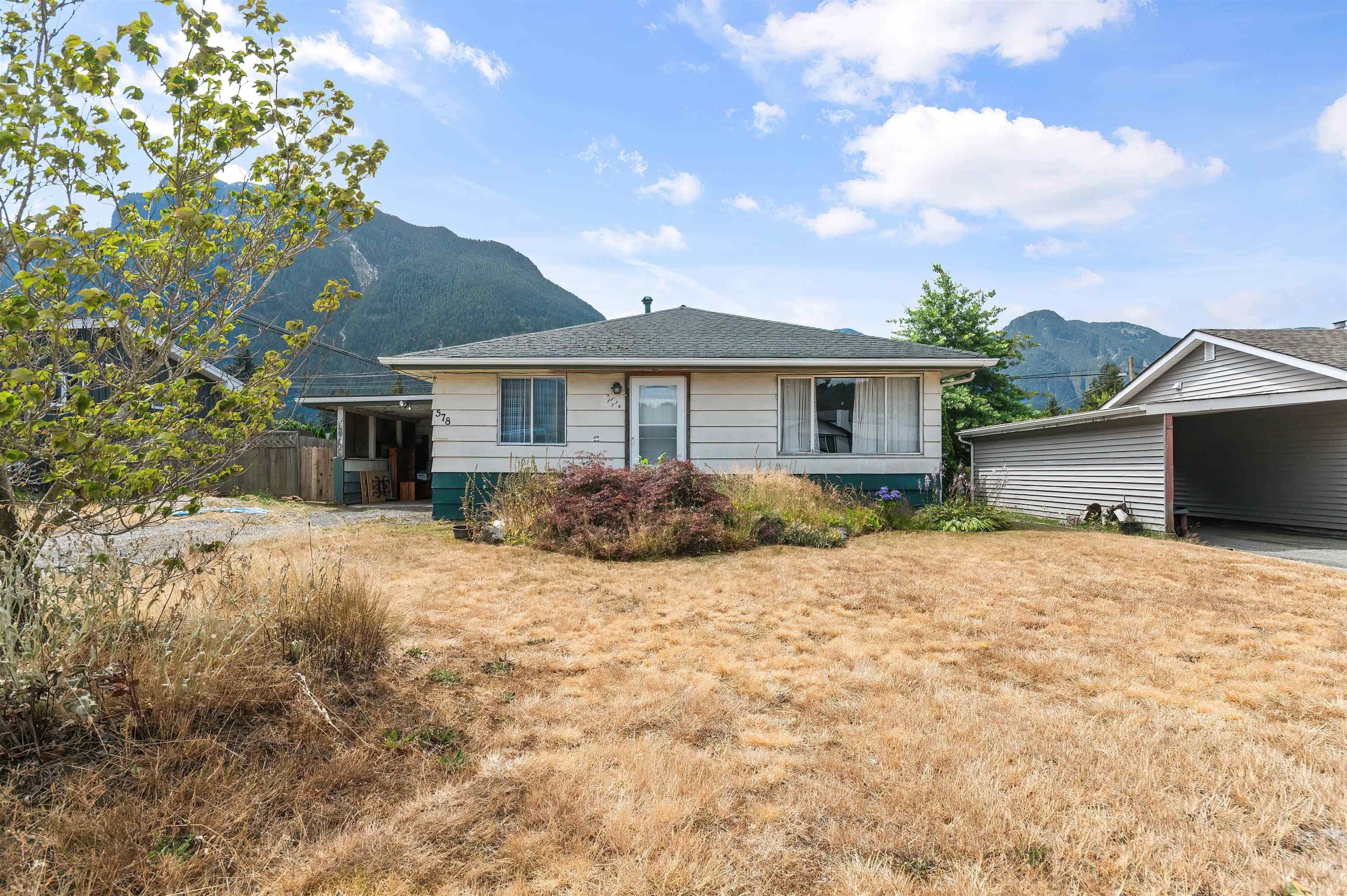 578 Thacker Avenue, Hope, V0X 1L0 — photo 2