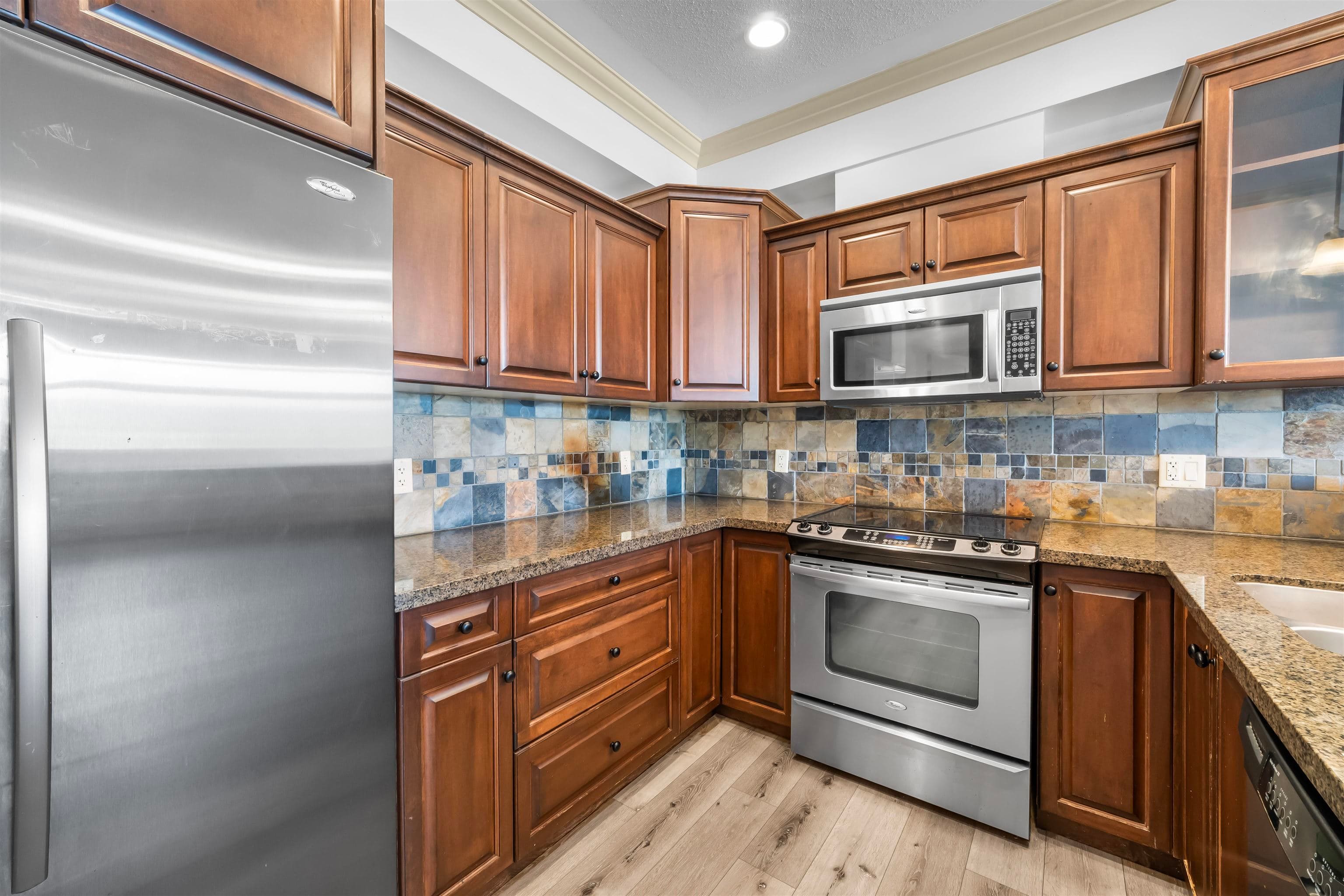 307 - 45893 Chesterfield Avenue, Chilliwack, V2P 1M5 — photo 4