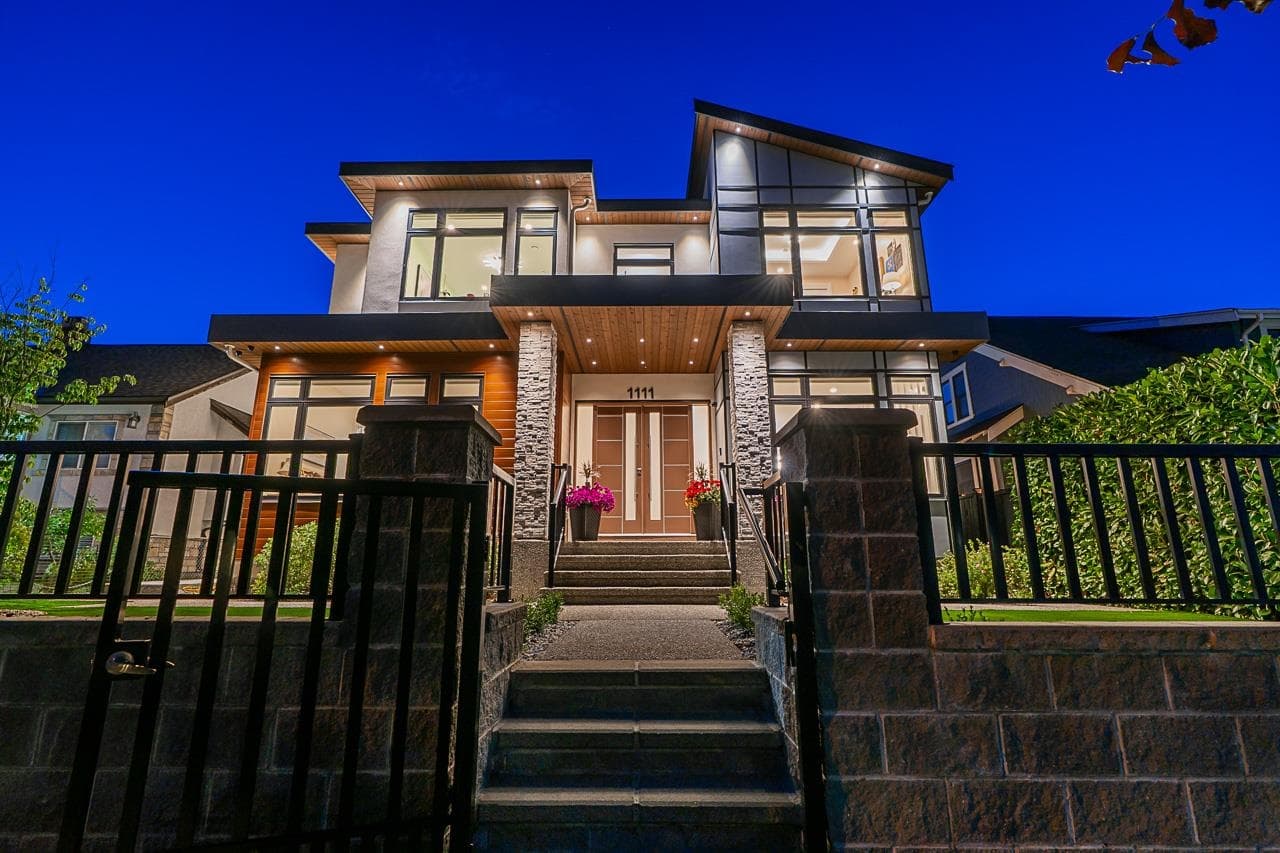 1111 Dublin Street, New Westminster, V3M 2Z1 — photo 2