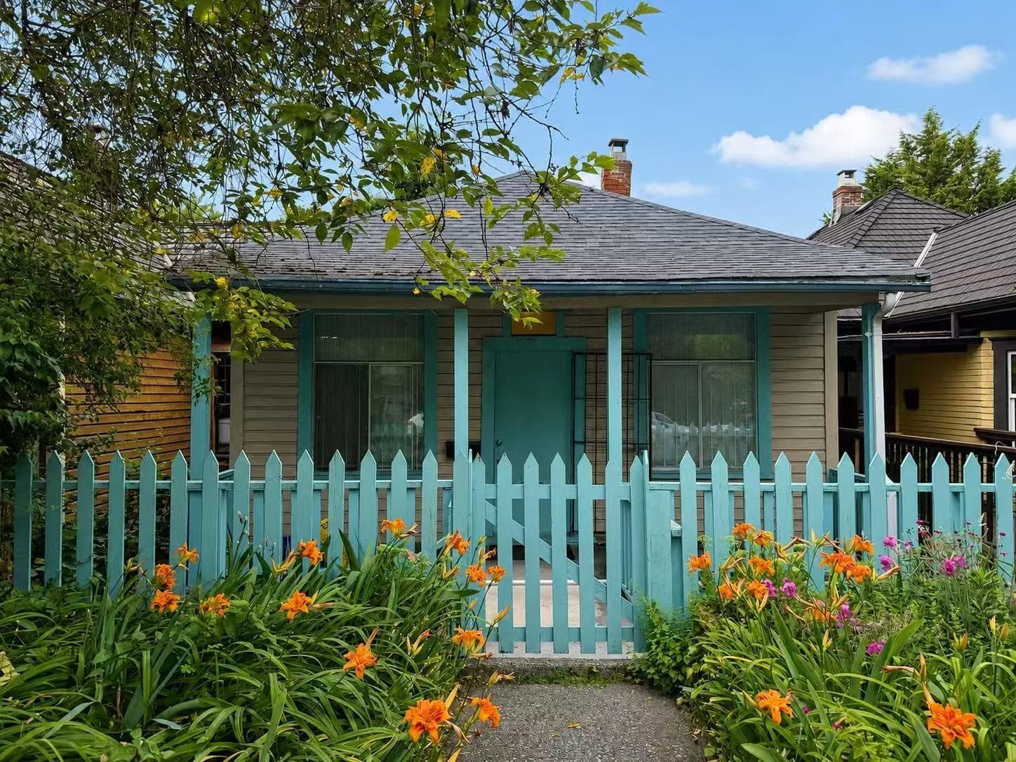 777 E Pender Street, Vancouver, V6A 1V8 — photo 1