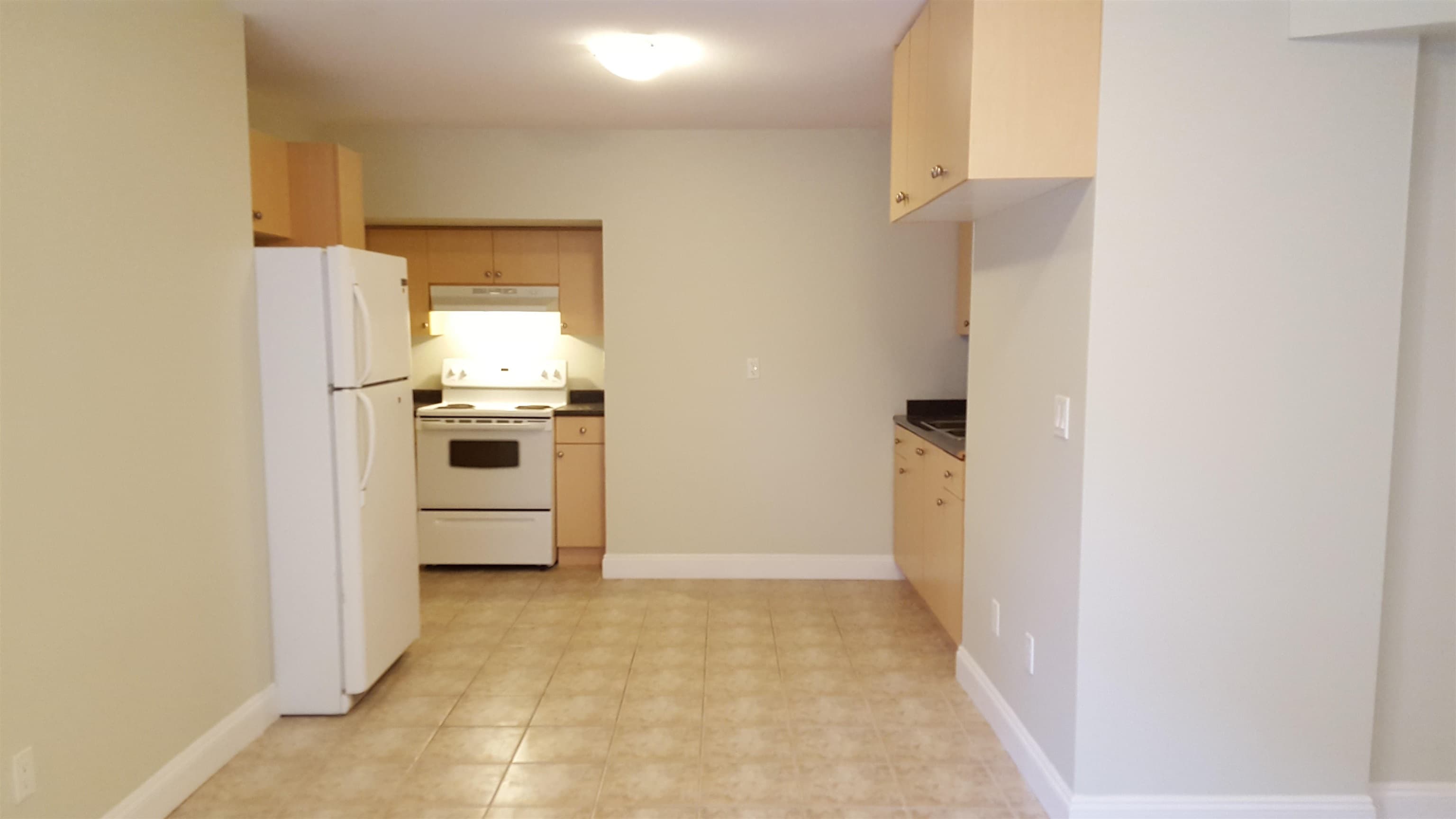 1425 Cornell Avenue, Coquitlam, V3J 2Z8 — photo 2