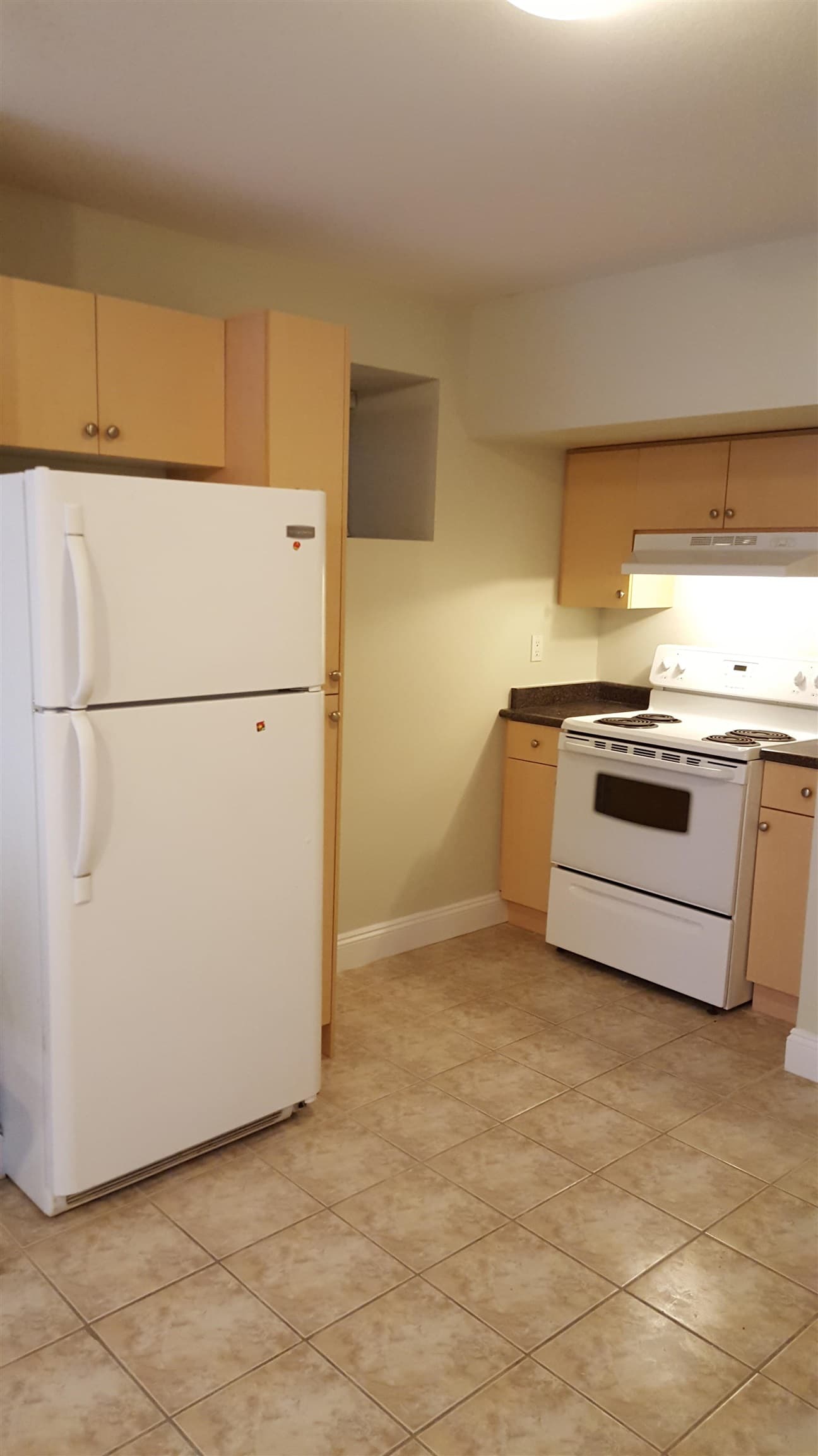 1425 Cornell Avenue, Coquitlam, V3J 2Z8 — photo 3
