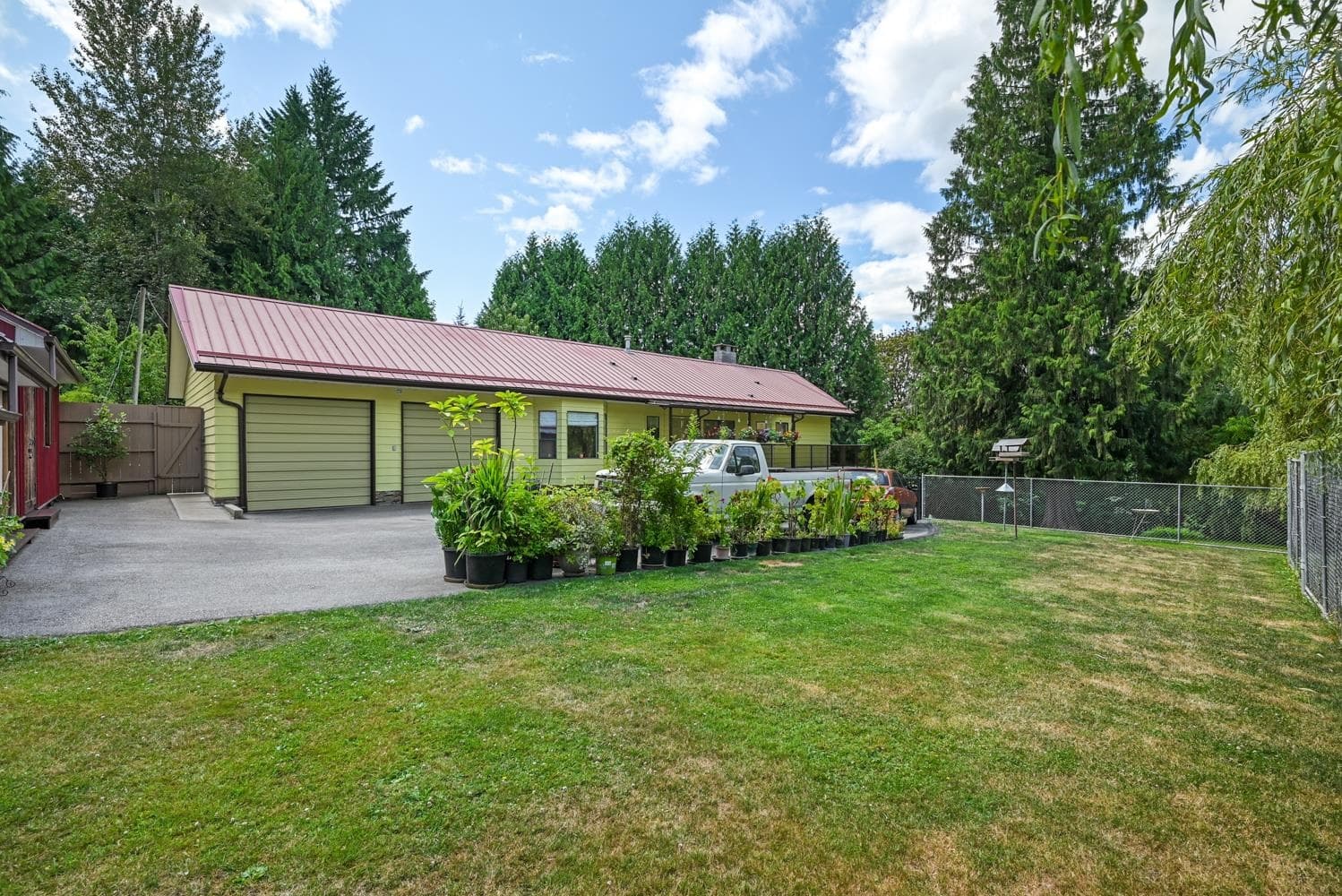 24089 Lougheed Highway, Maple Ridge, V2W 1G2 — photo 3
