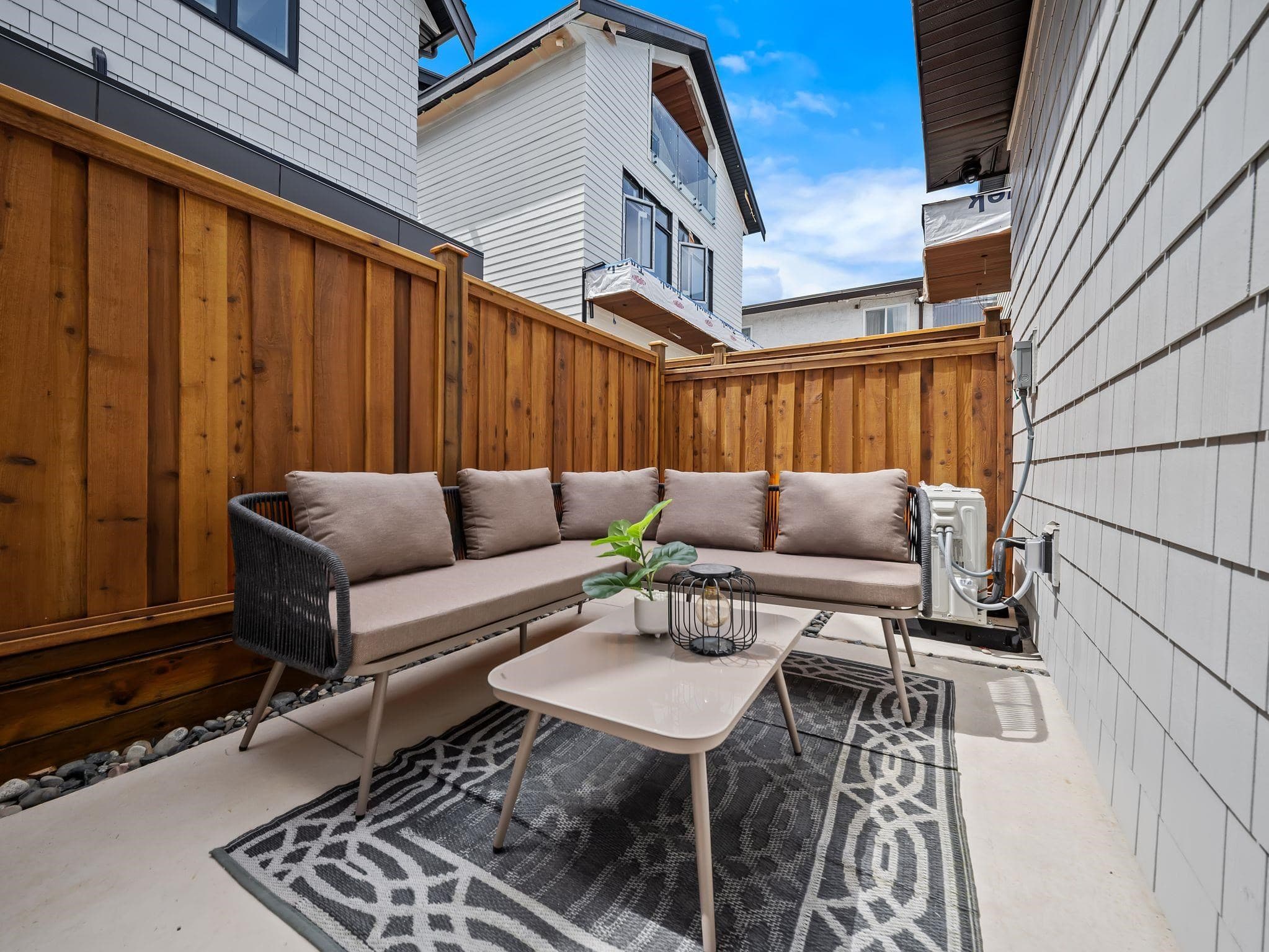 2545 E 2nd Avenue, Vancouver, V5M 1C7 — photo 4