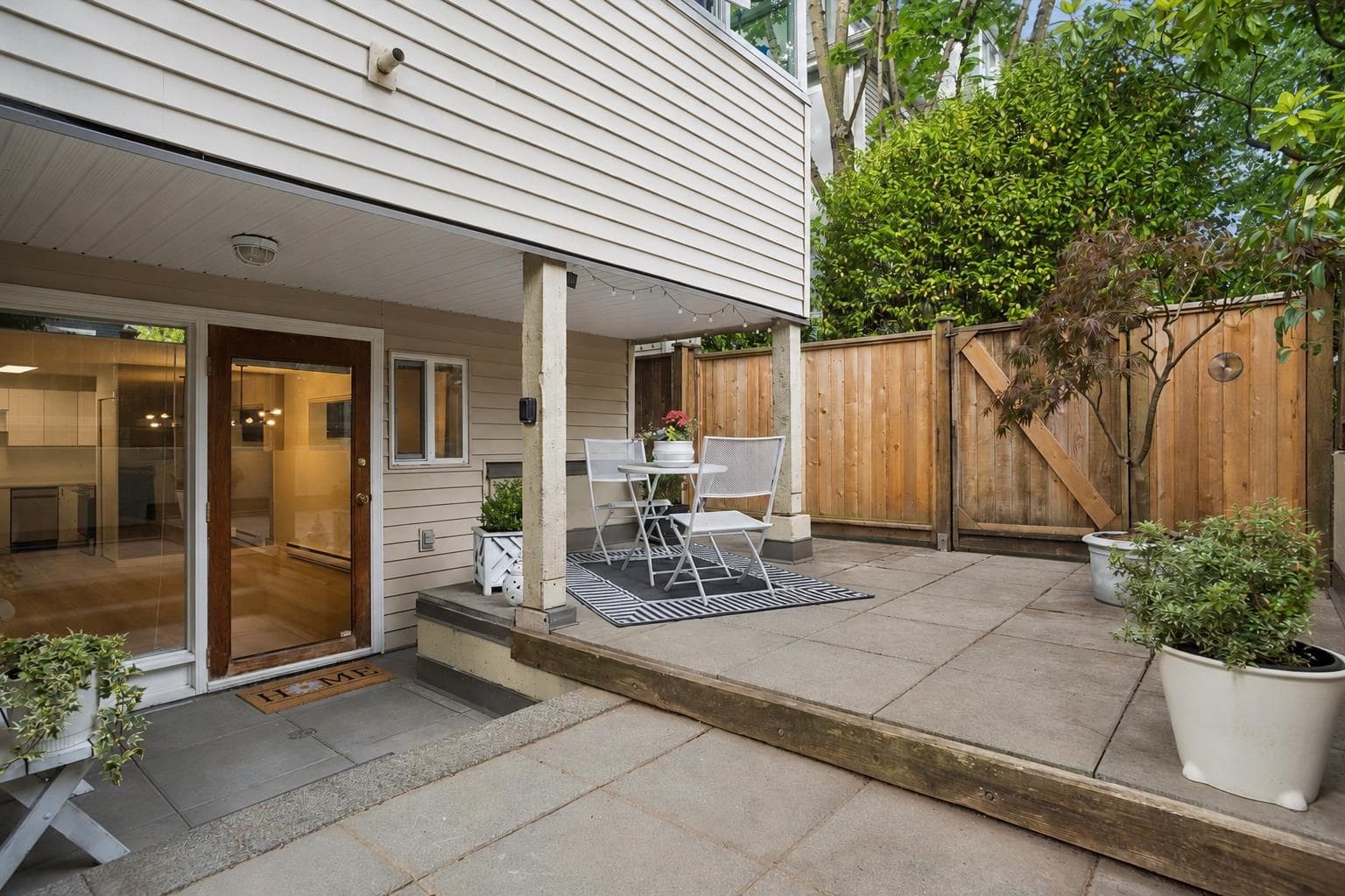 3 - 3250 W 4th Avenue, Vancouver