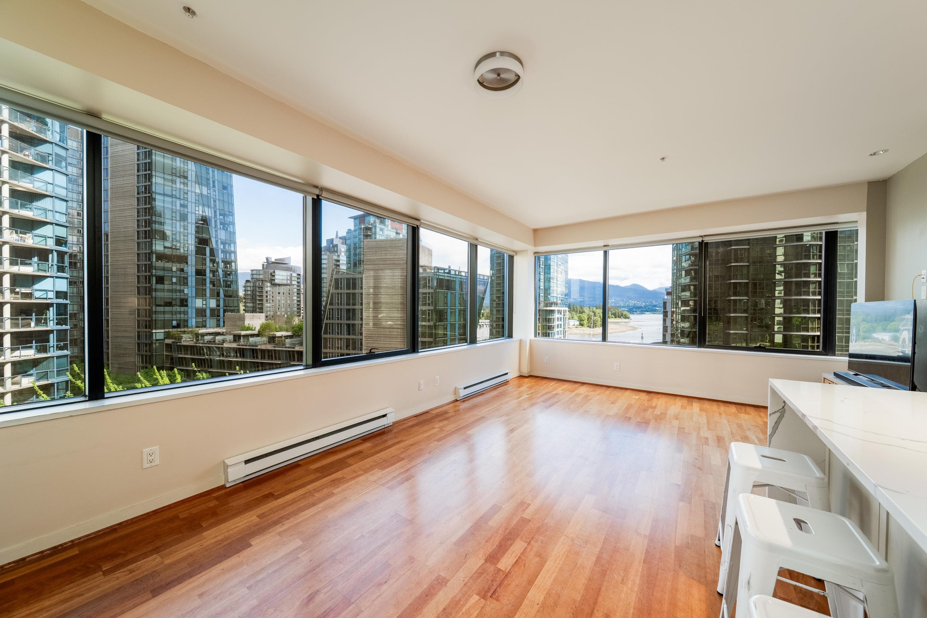 502 - 1333 W Georgia Street, Vancouver