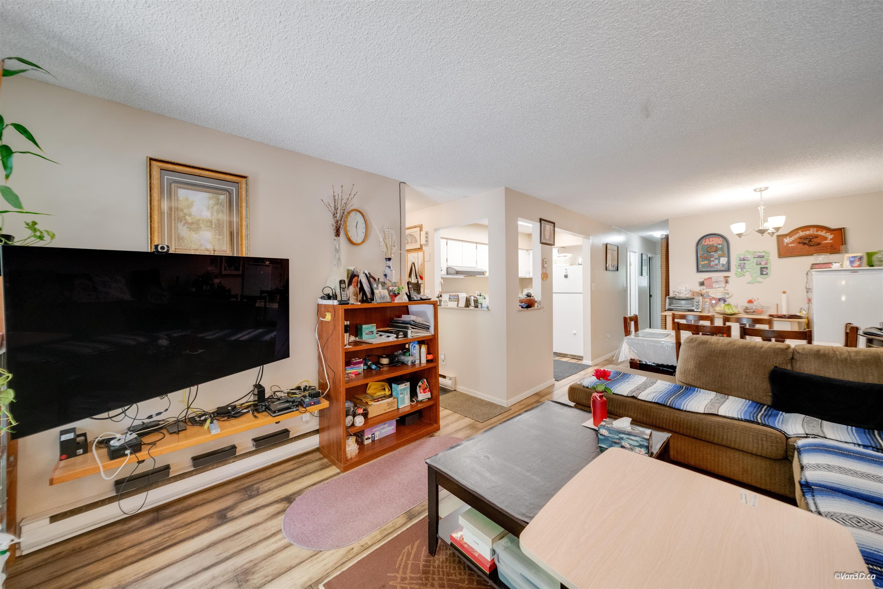 14828 Holly Park Lane, Surrey, V3R 6Y2 — photo 5