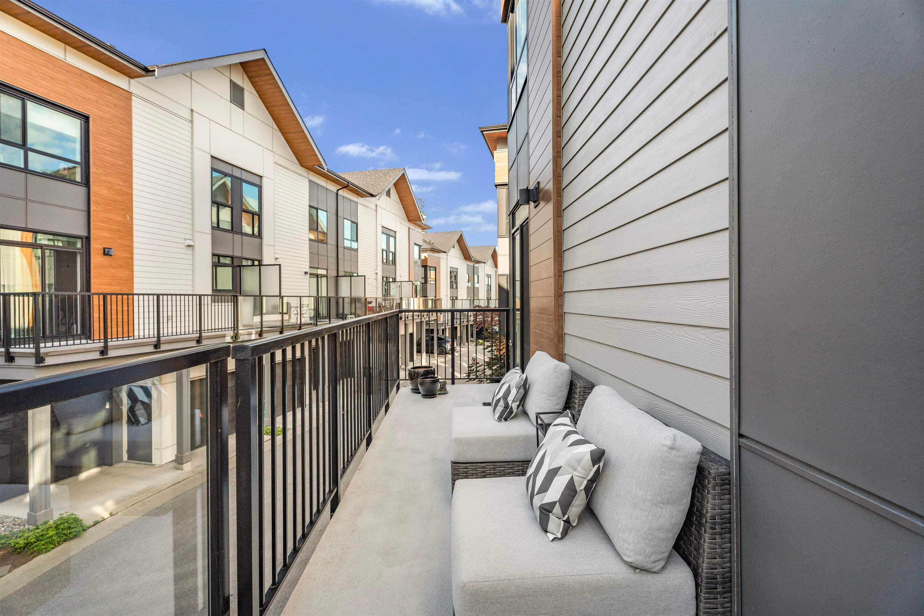 60 - 15151 Edmund Drive, Surrey