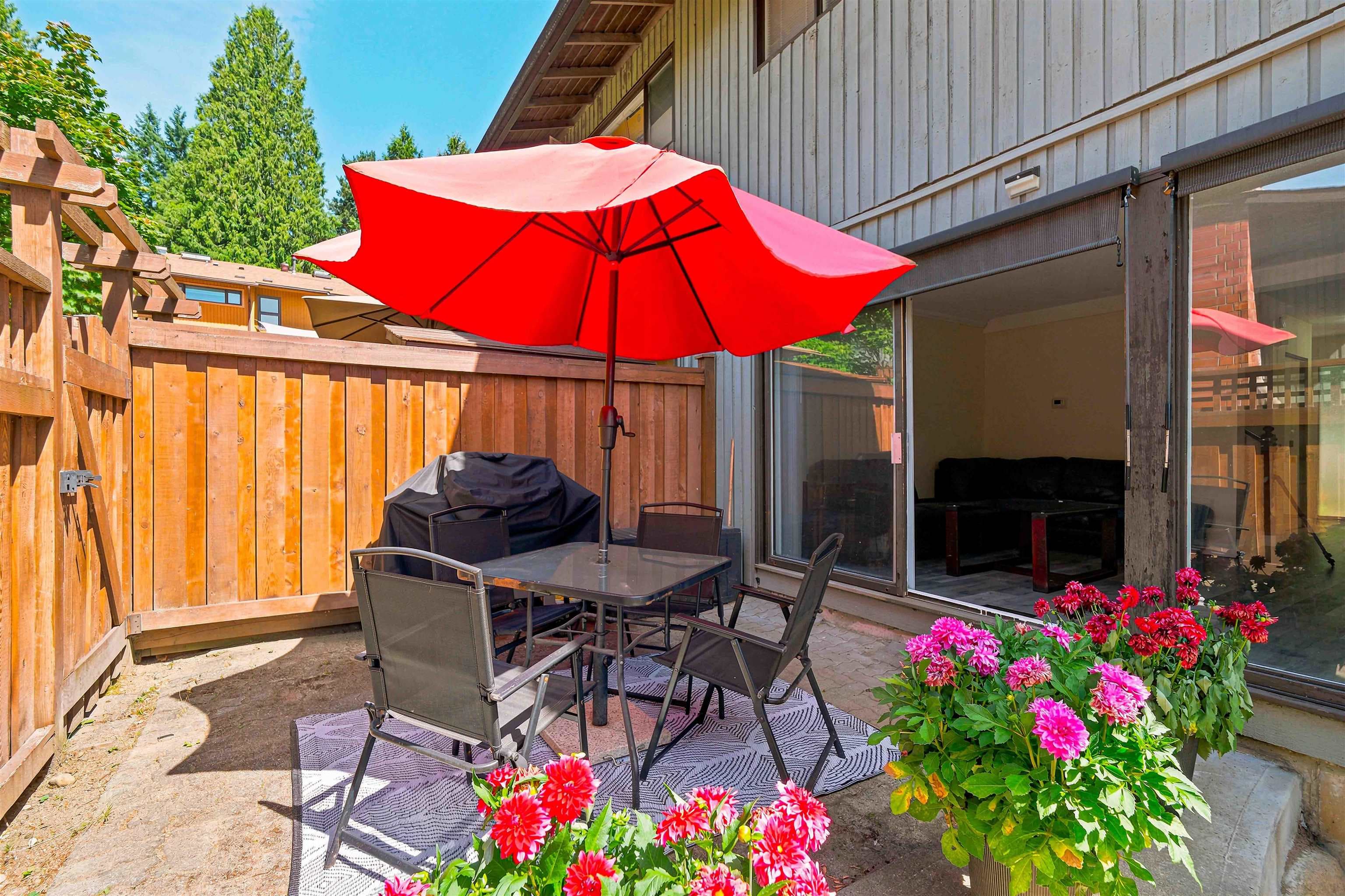3023 Centaurus Drive, Burnaby, V3J 1A6 — photo 2