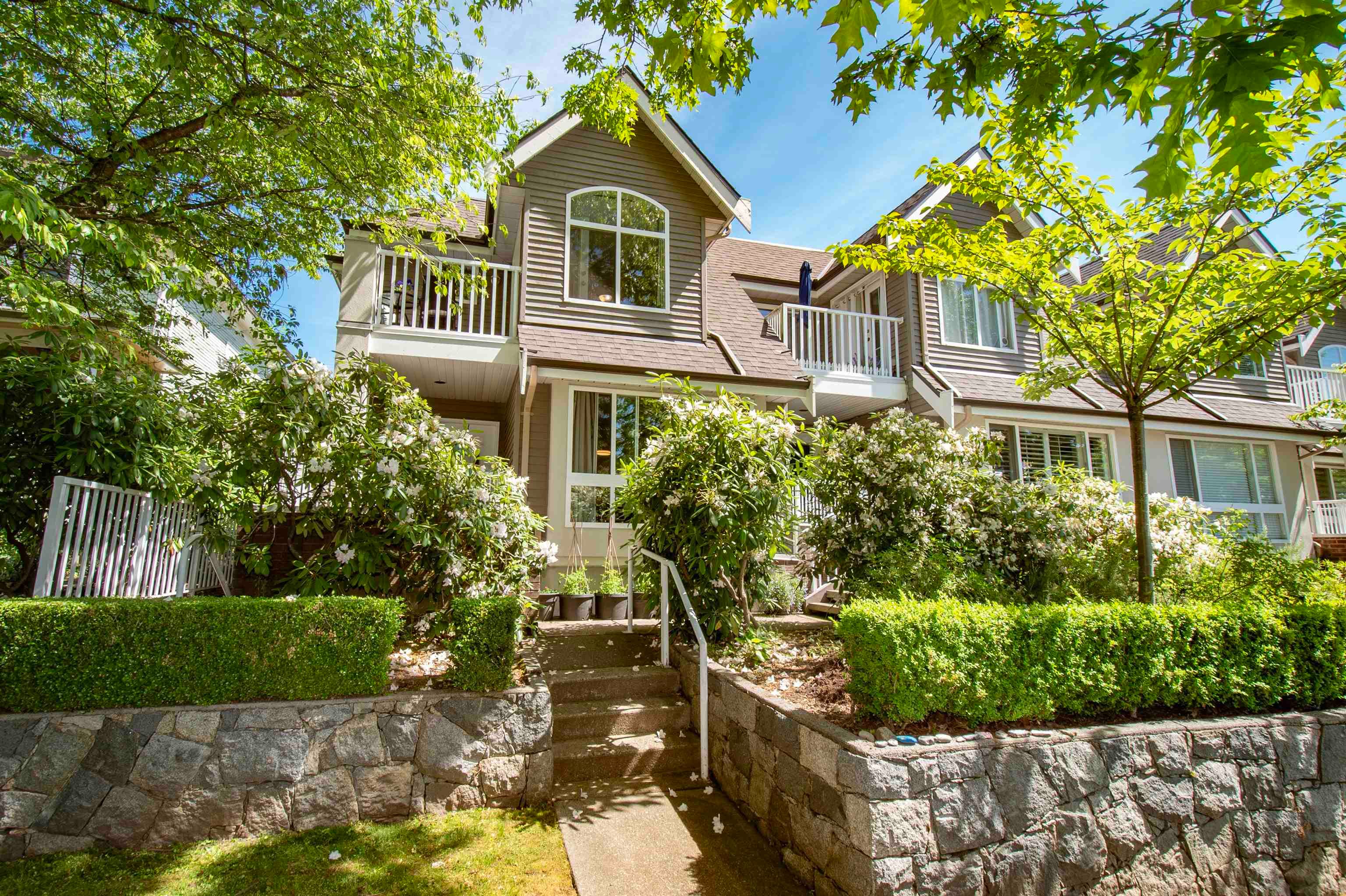 1 - 270 E Keith Road, North Vancouver