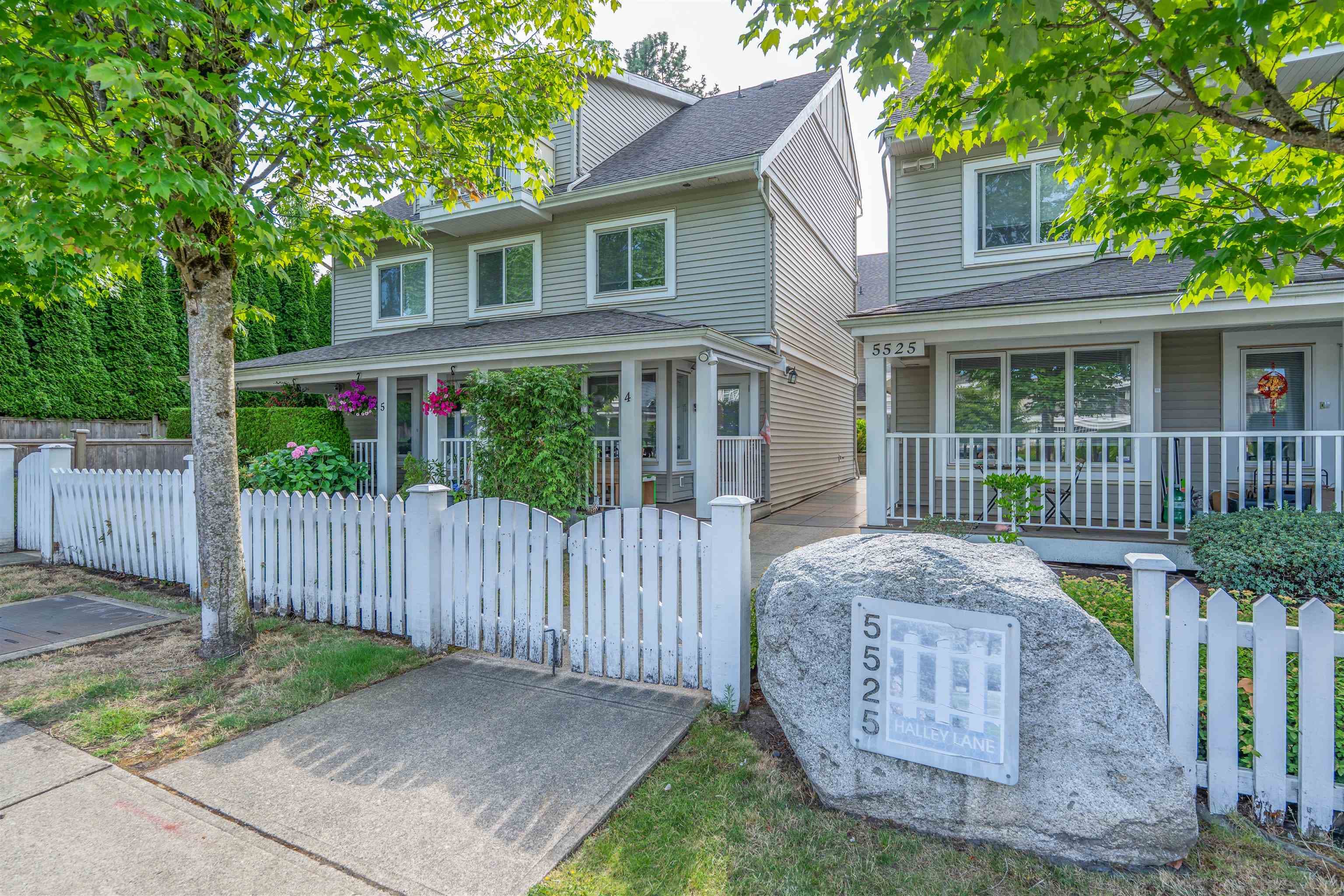 7 - 5525 Halley Avenue, Burnaby