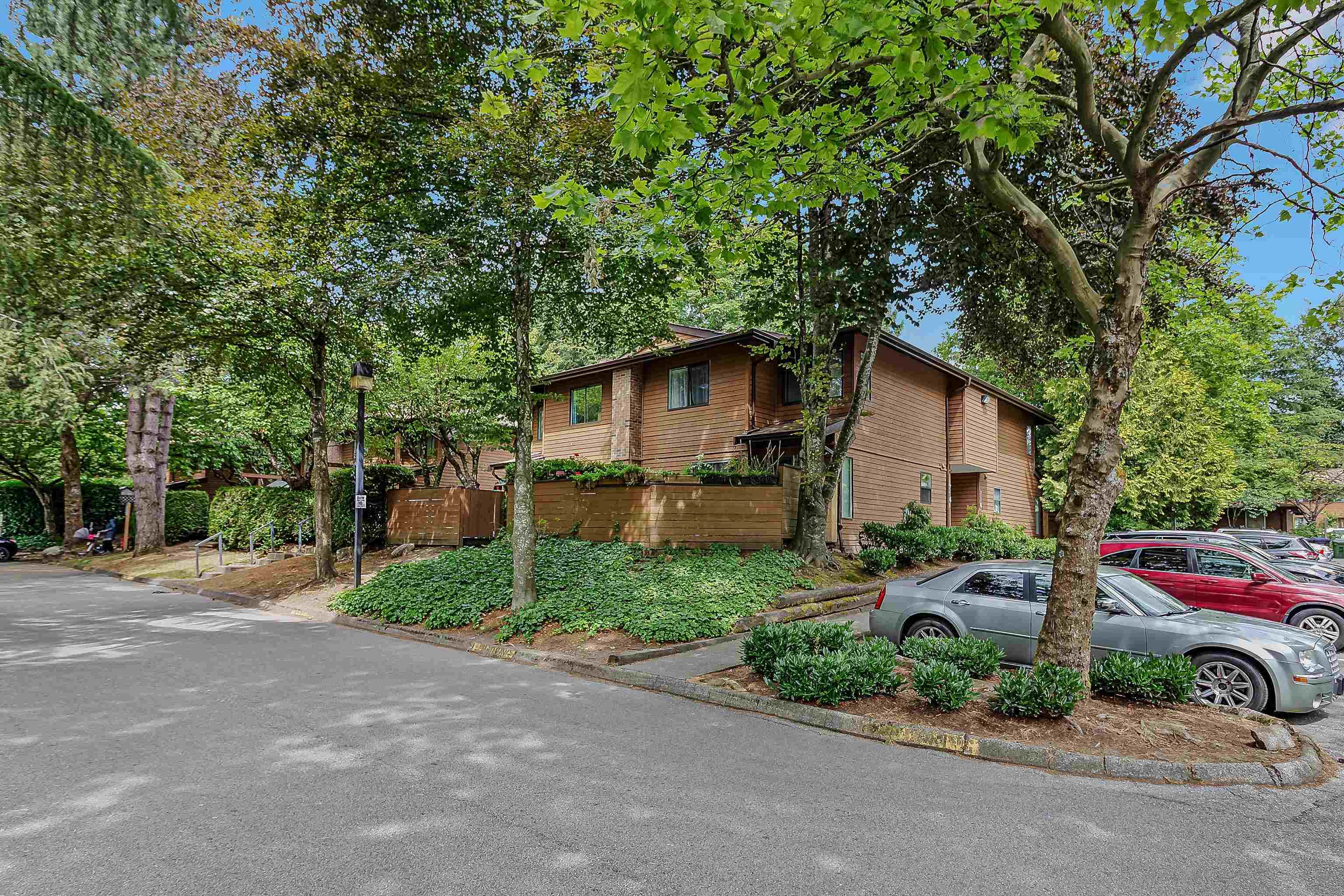 712 - 10620 150 Street, Surrey