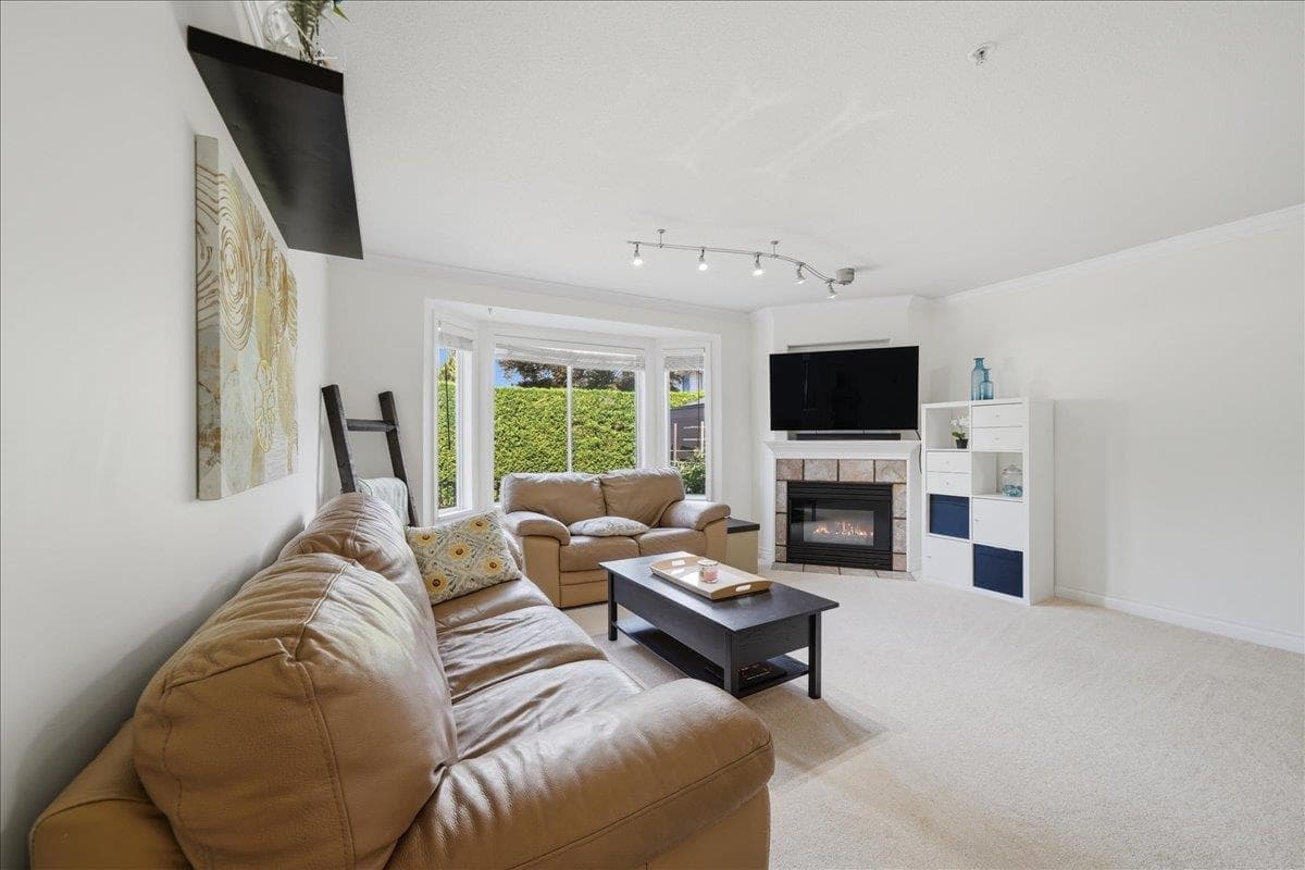 34 - 12268 189a Street, Pitt Meadows, V3Y 2M7 — photo 4