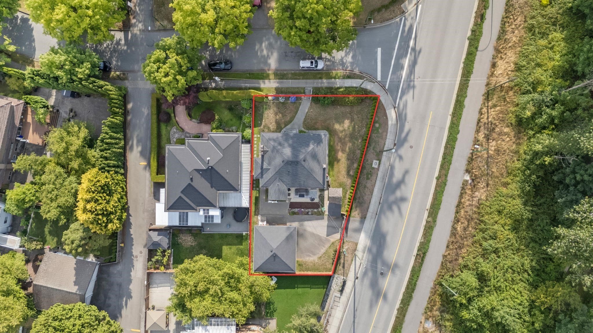 2510 Camrose Drive, Burnaby, V5A 2Y5 — photo 2