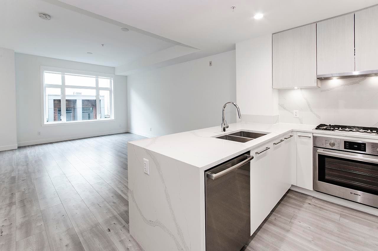 238 - 2035 Glenaire Drive, North Vancouver