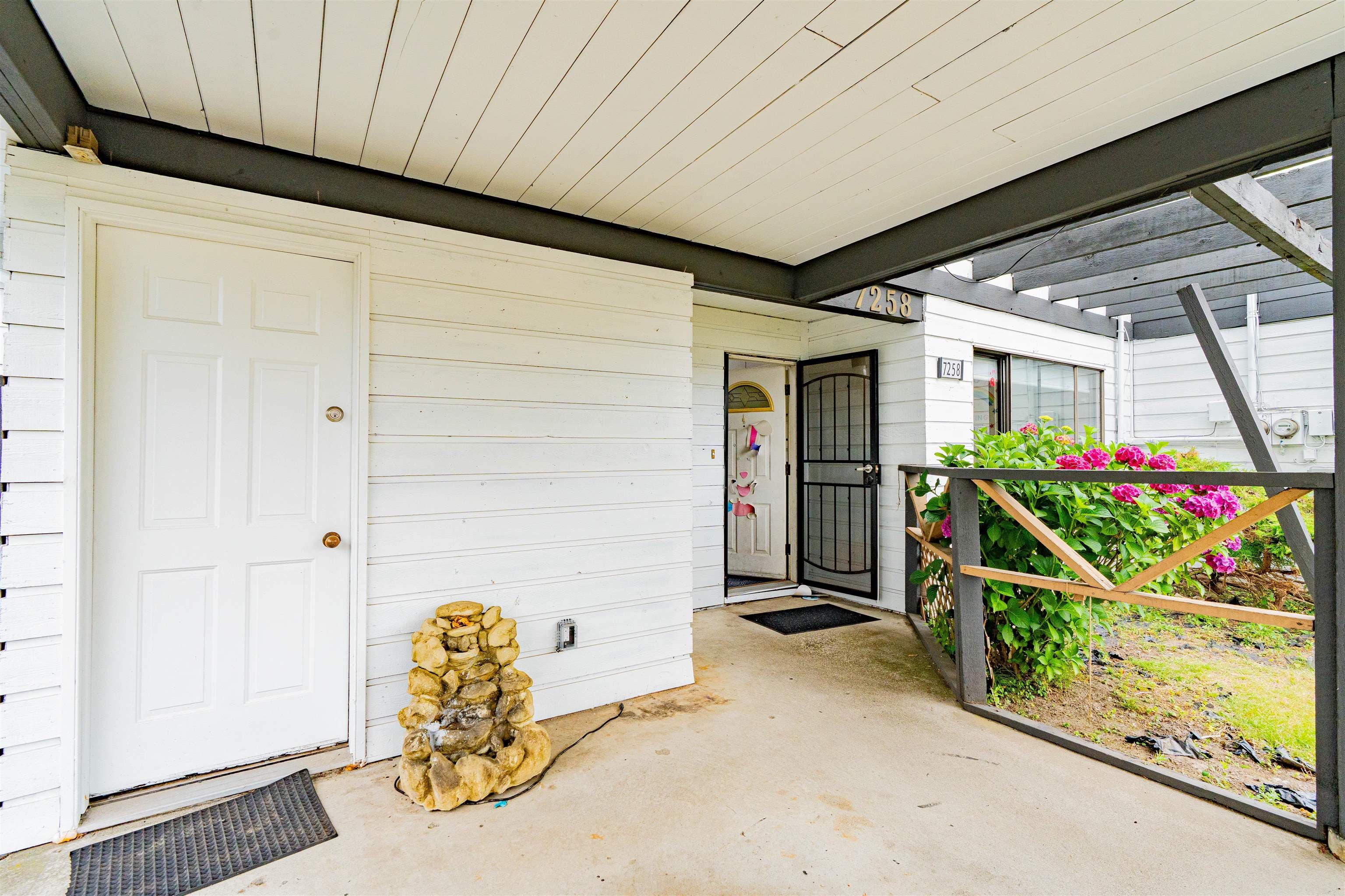 7258 130 Street, Surrey, V3W 6E8 — photo 4