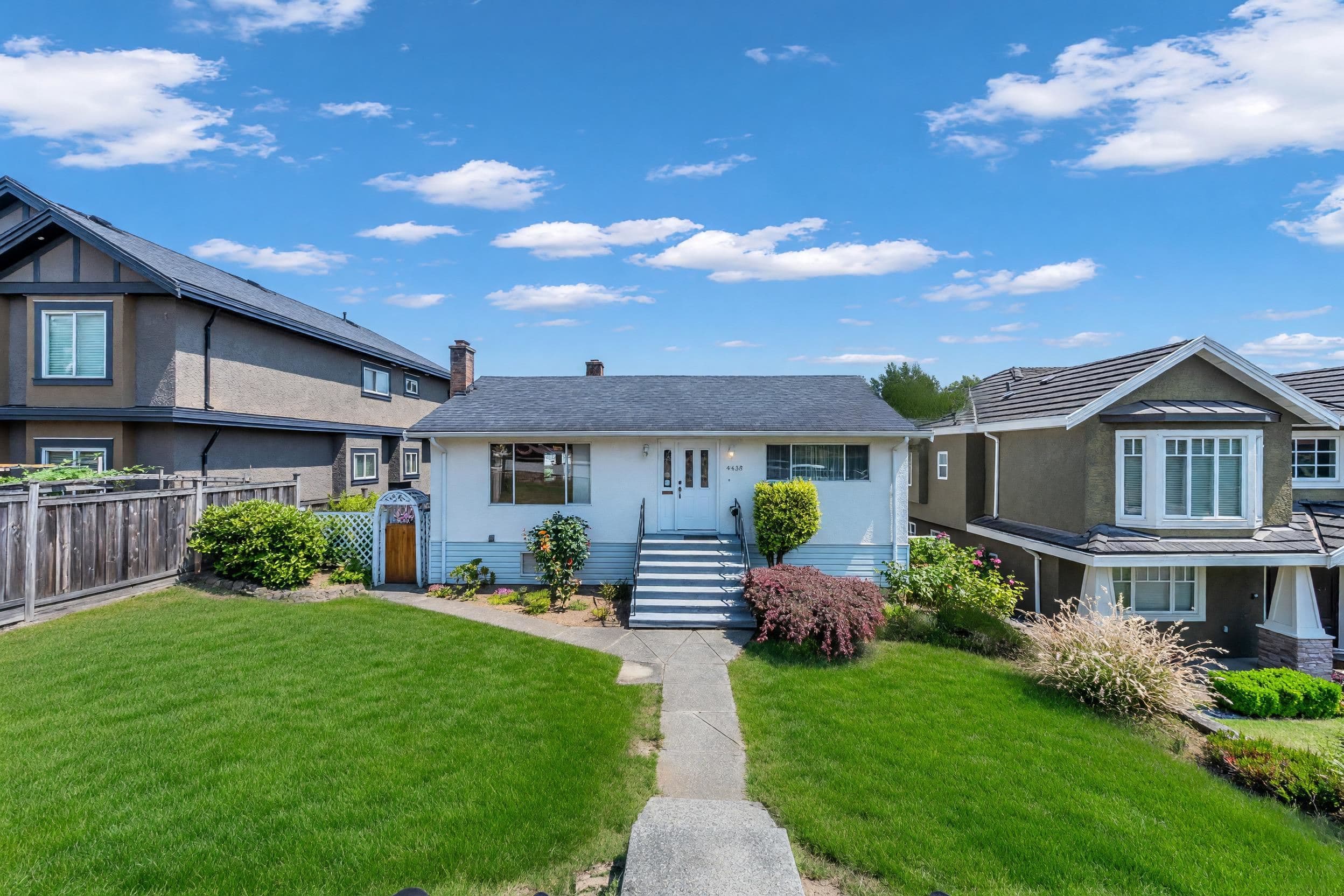 4438 Darwin Avenue, Burnaby, V5G 3E6 — photo 3