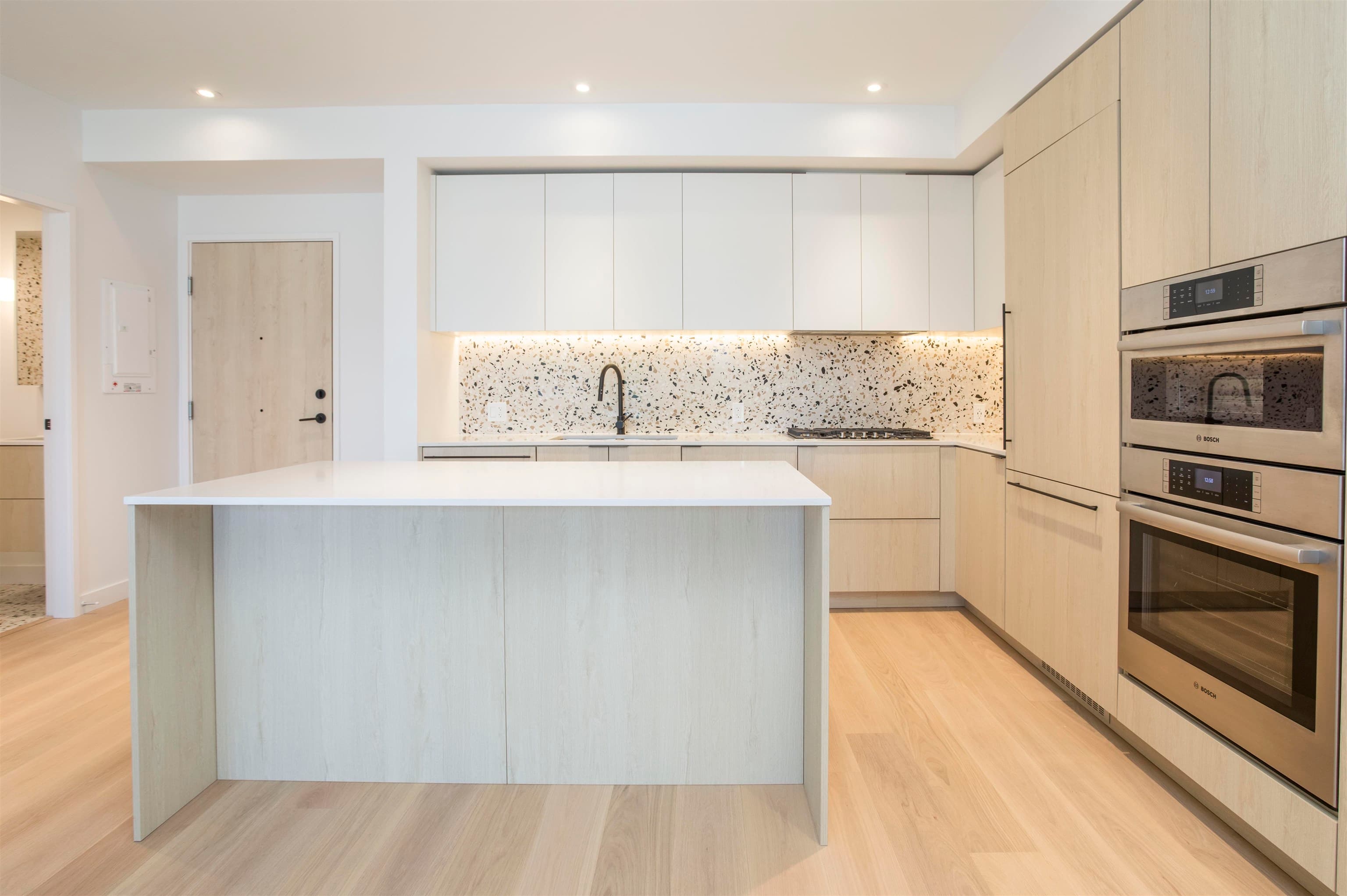 PH517 - 2471 St. George Street, Vancouver, V5T 1W9 — photo 3