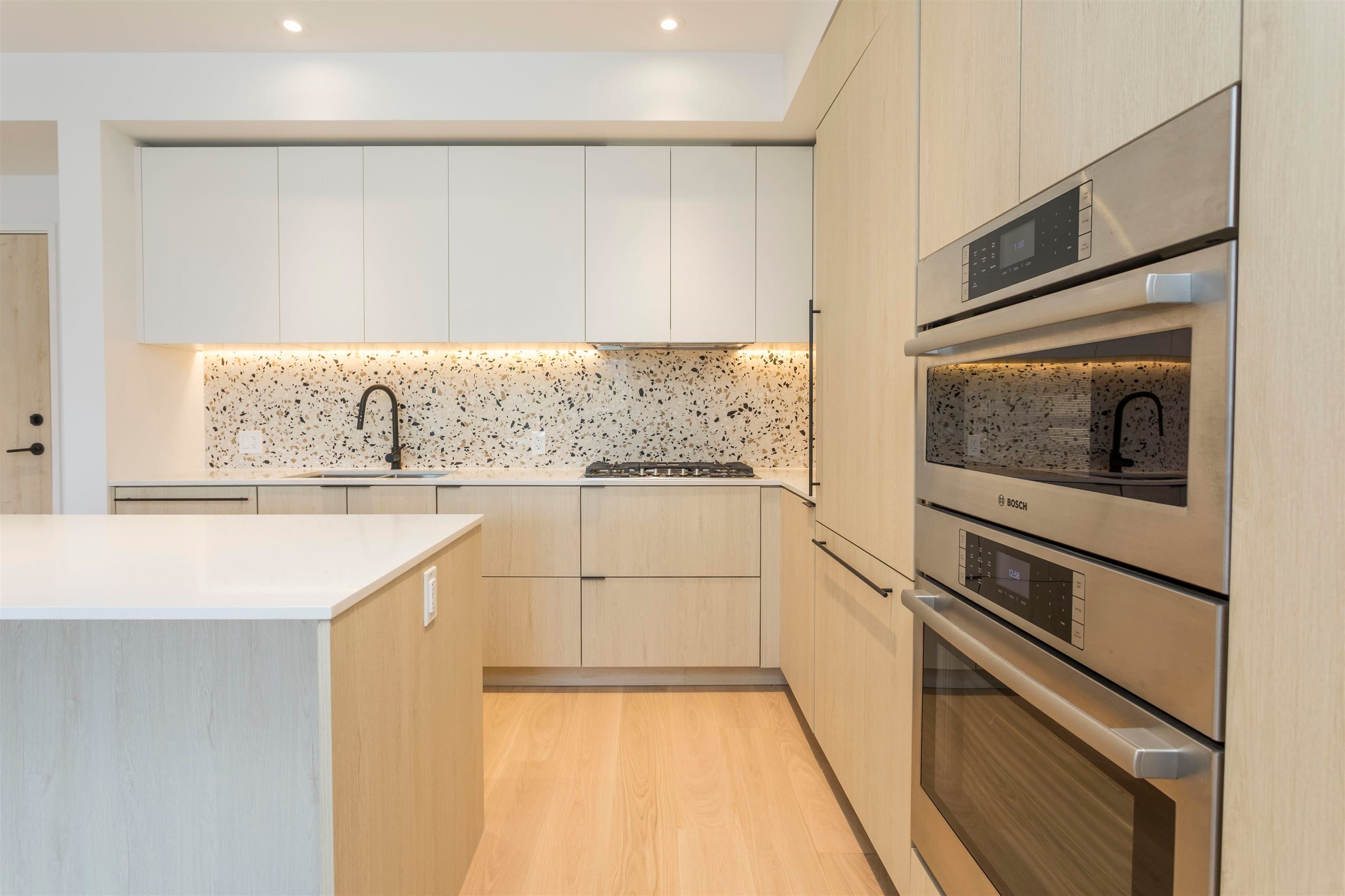 PH517 - 2471 St. George Street, Vancouver, V5T 1W9 — photo 4
