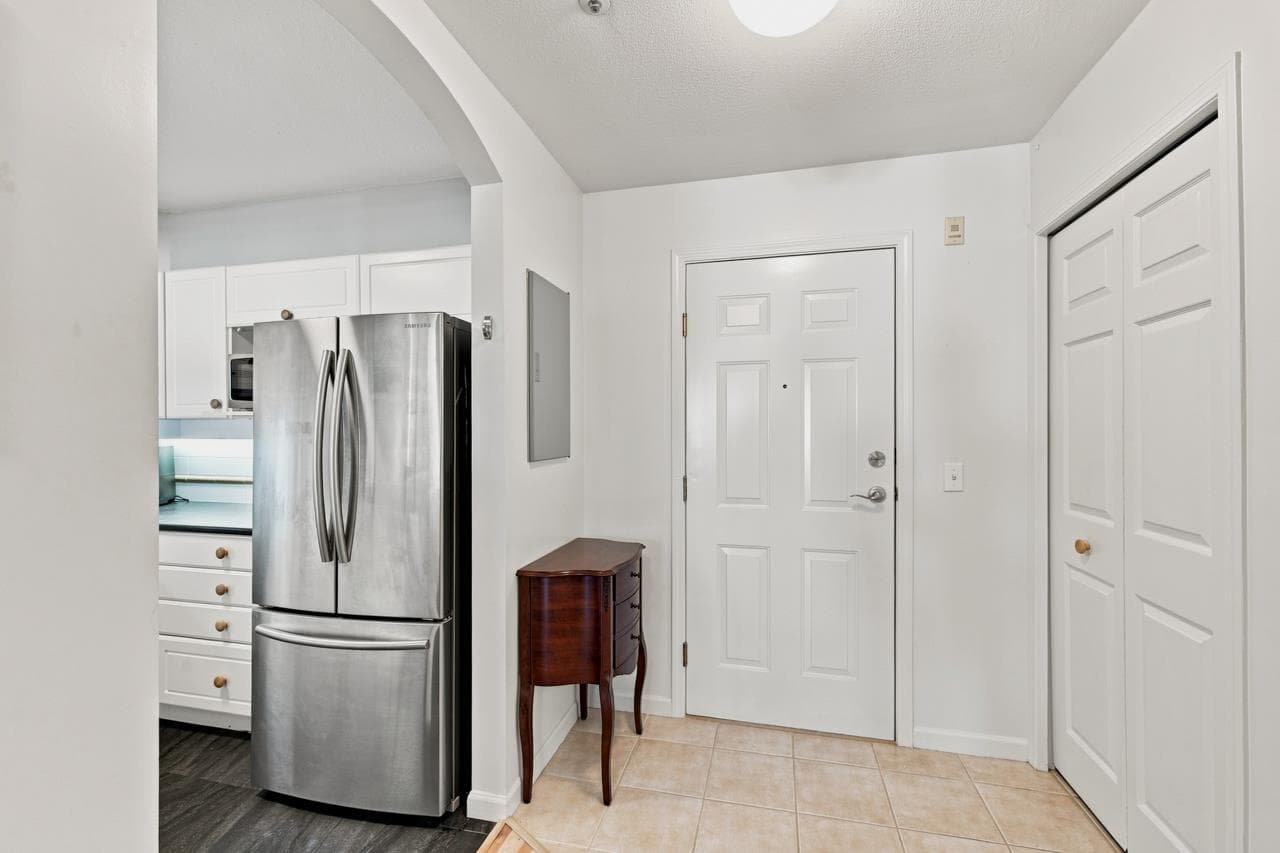 204 - 20125 55a Avenue, Langley, V3A 8L6 — photo 4