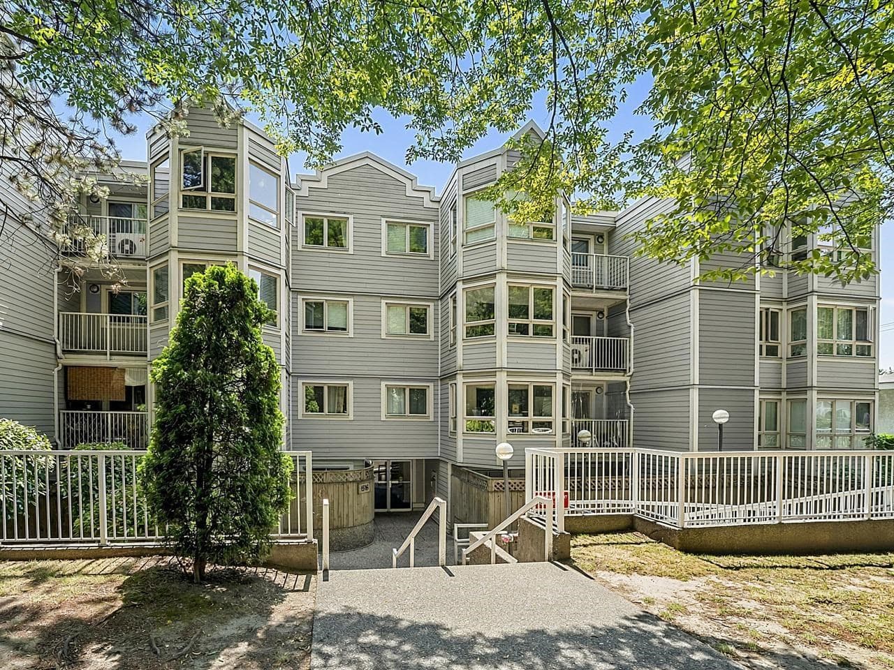PH6 - 1516 E 1st Avenue, Vancouver