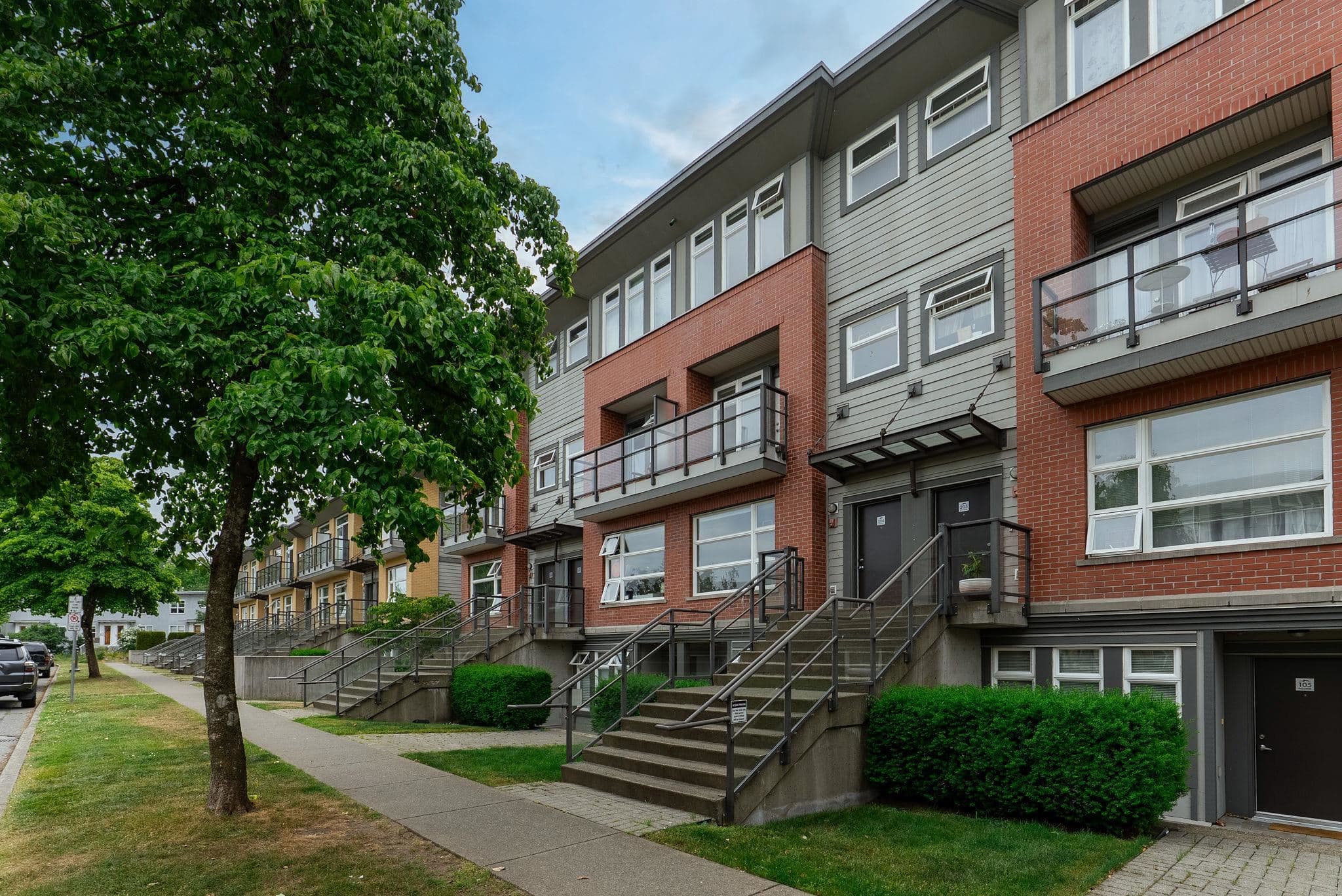 206 - 5632 Kings Road, Vancouver