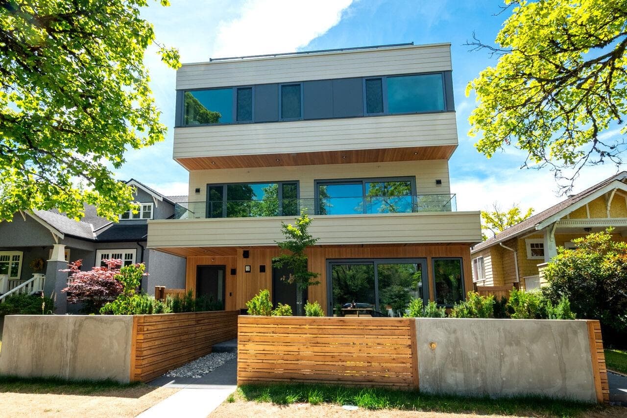 1 - 3120 W 11th Avenue, Vancouver