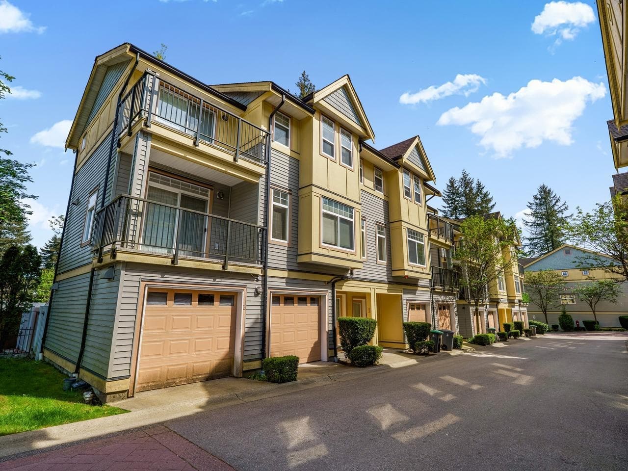 2 - 15518 103a Avenue, Surrey