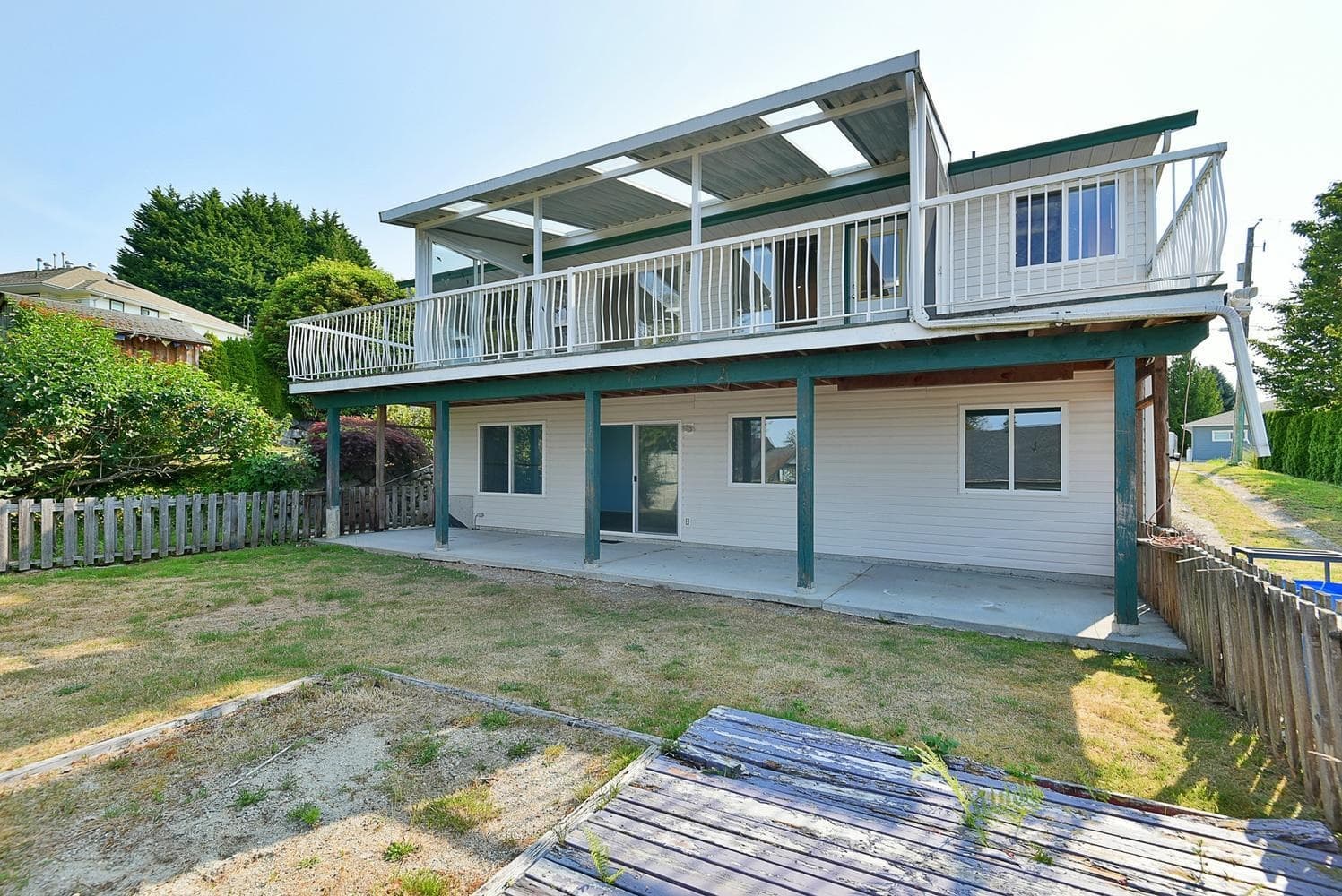 4871 Blueberry Place, Sechelt, V7Z 0G2 — photo 1