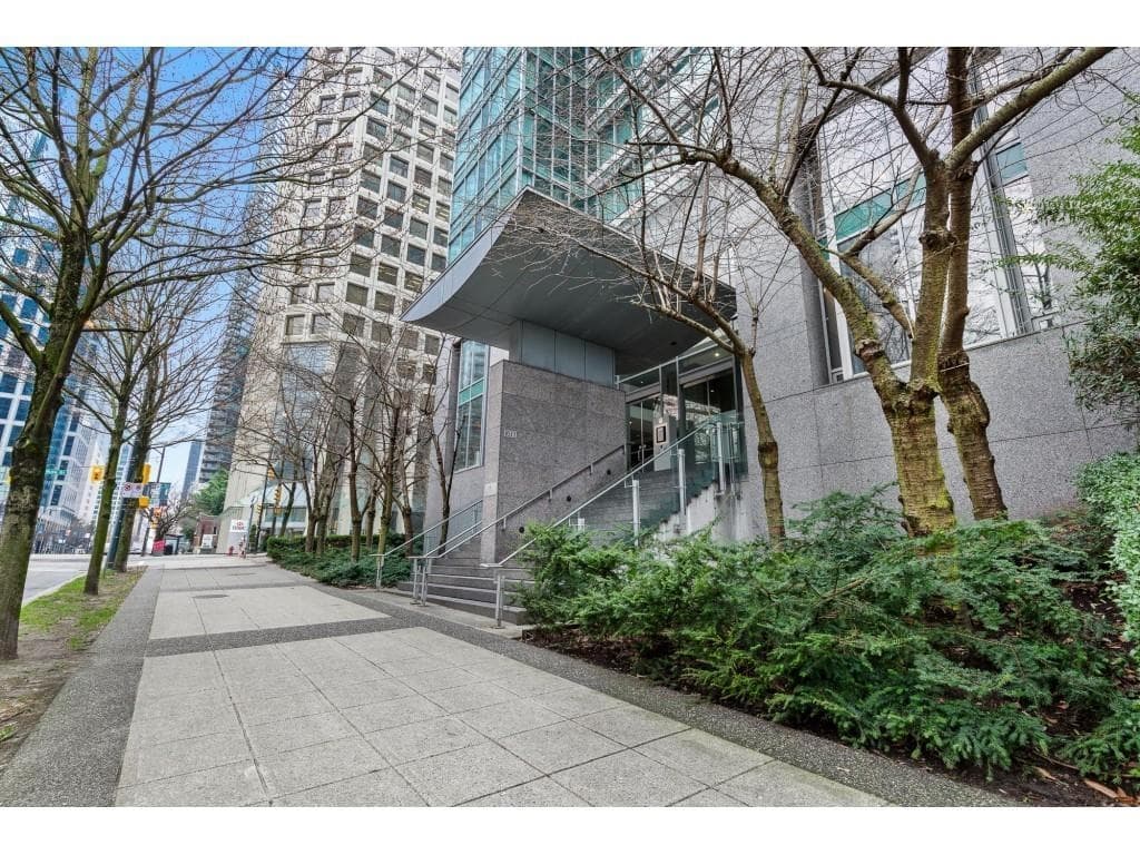 2303 - 1200 W Georgia Street, Vancouver, V6E 4R2 — photo 2