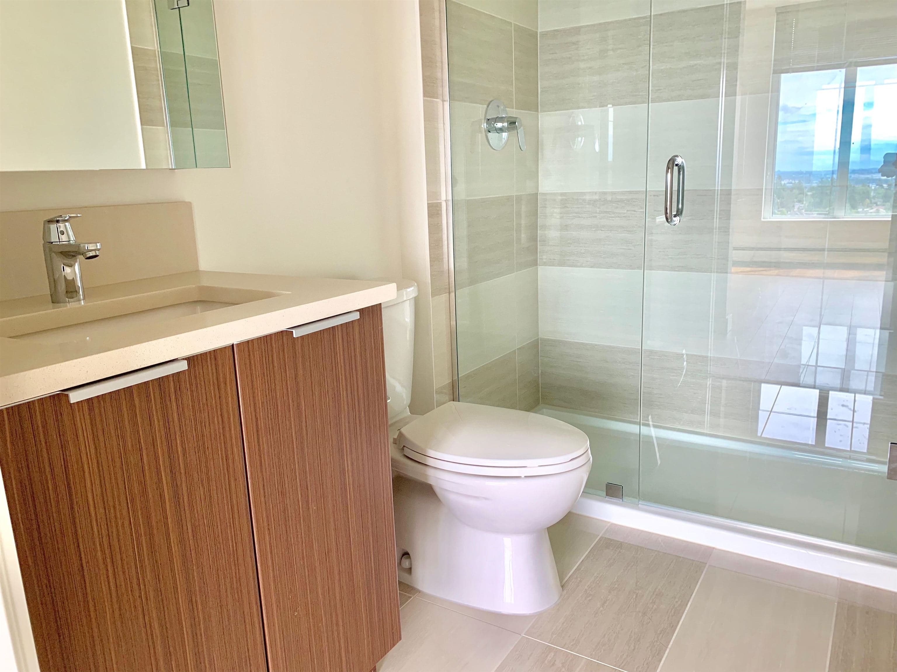 1506 - 13308 Central Avenue, Surrey, V3T 0M4 — photo 3