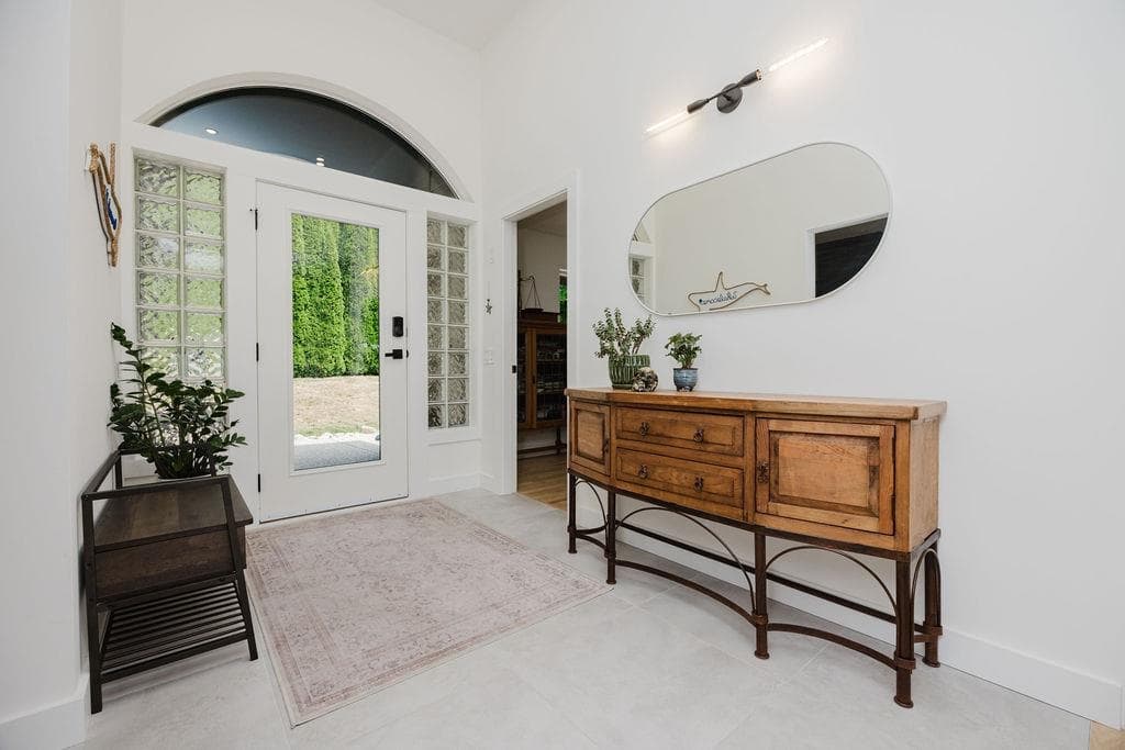 6889 Island View Road, Sechelt, V7Z 0T2 — photo 4
