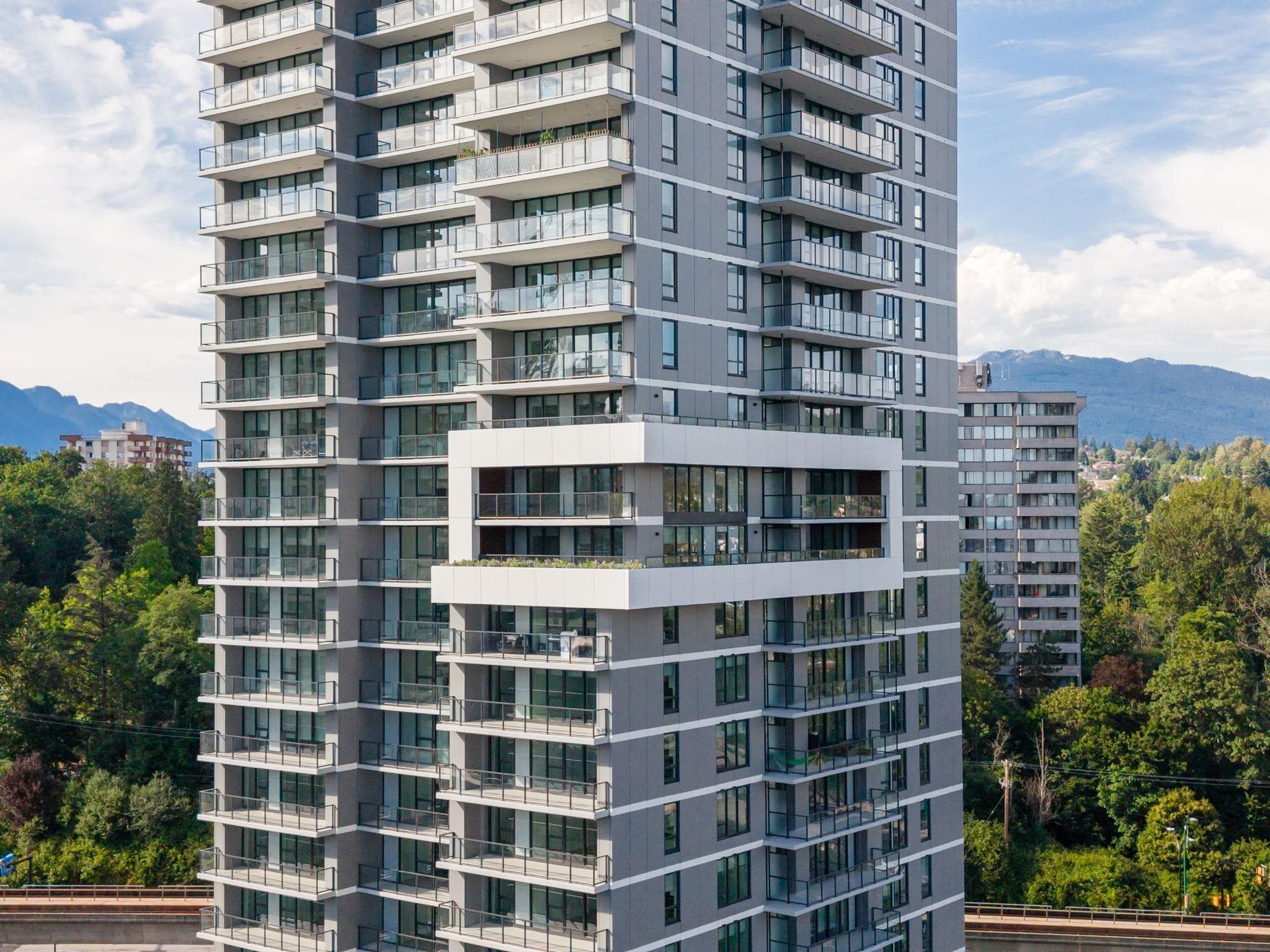 1506 - 2135 Springer Avenue, Burnaby