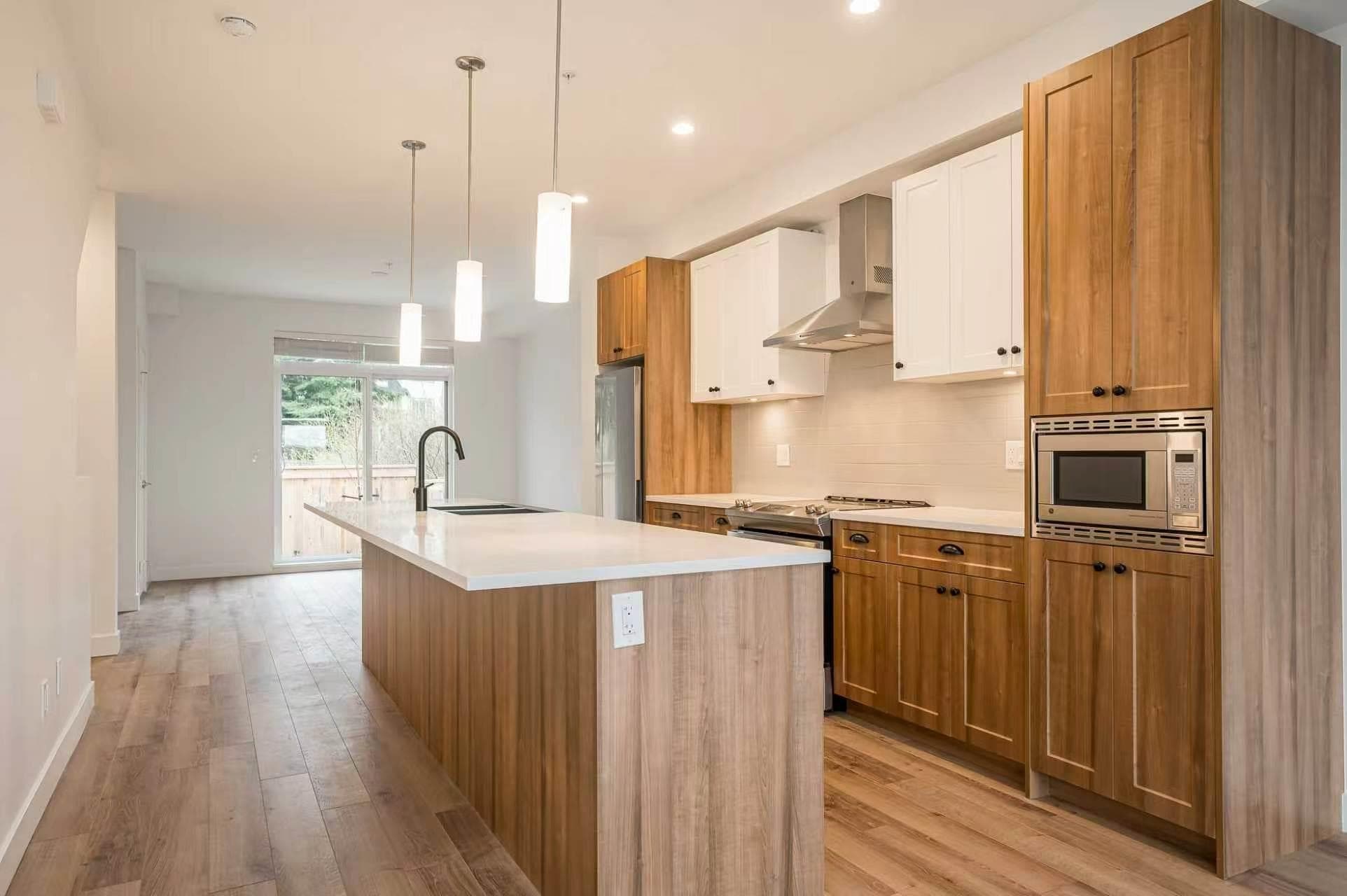 2 - 20487 65 Avenue, Langley