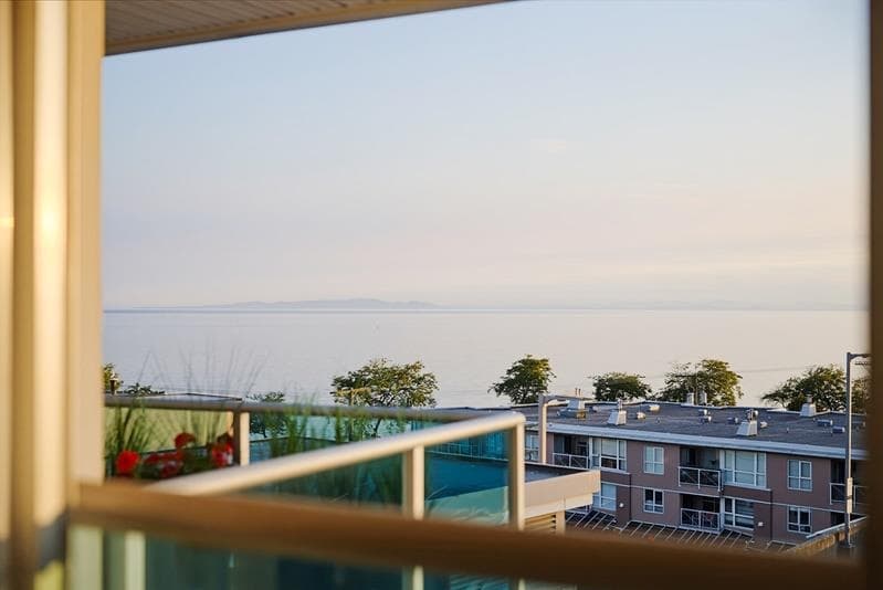 #603 - 14955 Victoria Avenue, White Rock