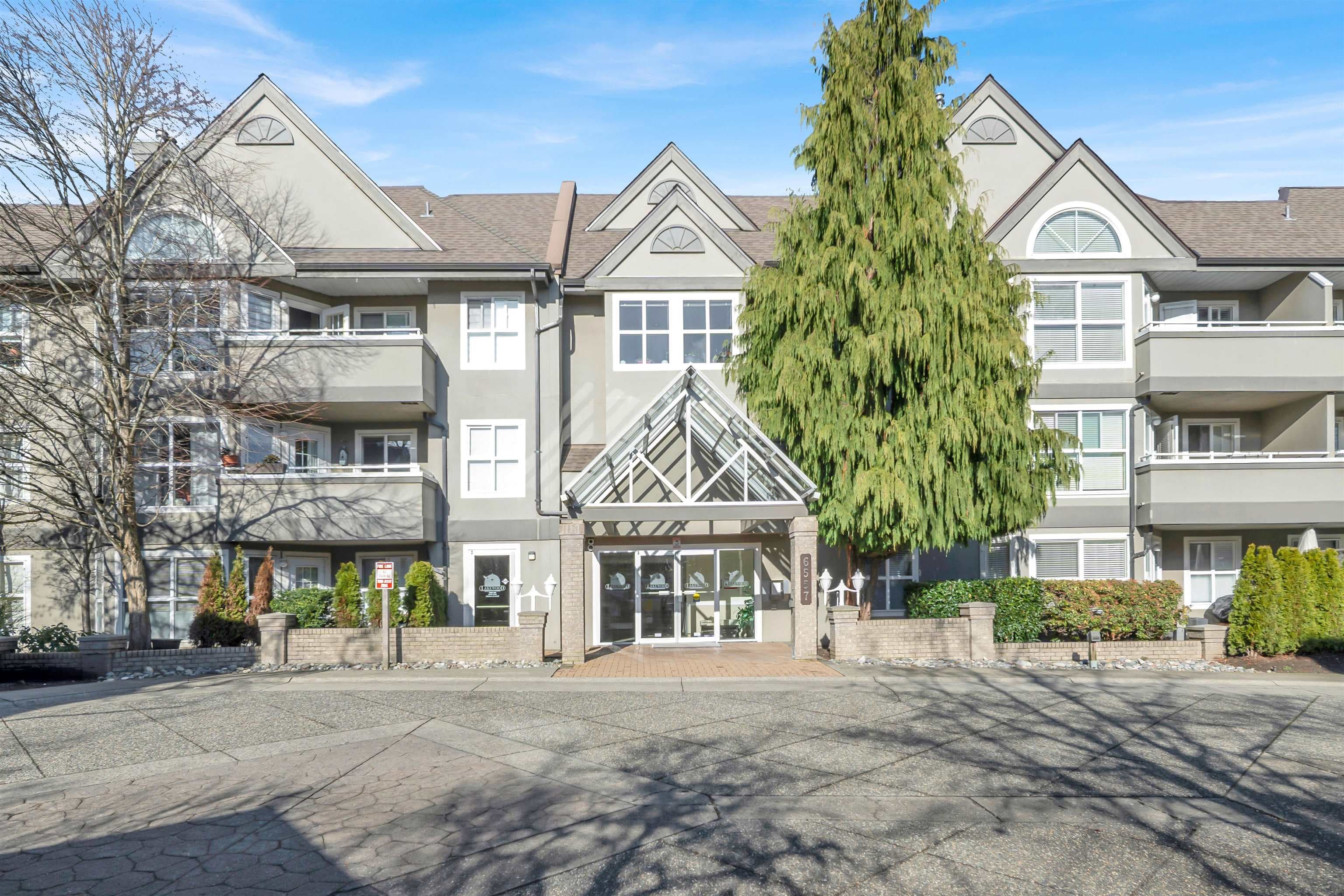 212 - 6557 121 Street, Surrey