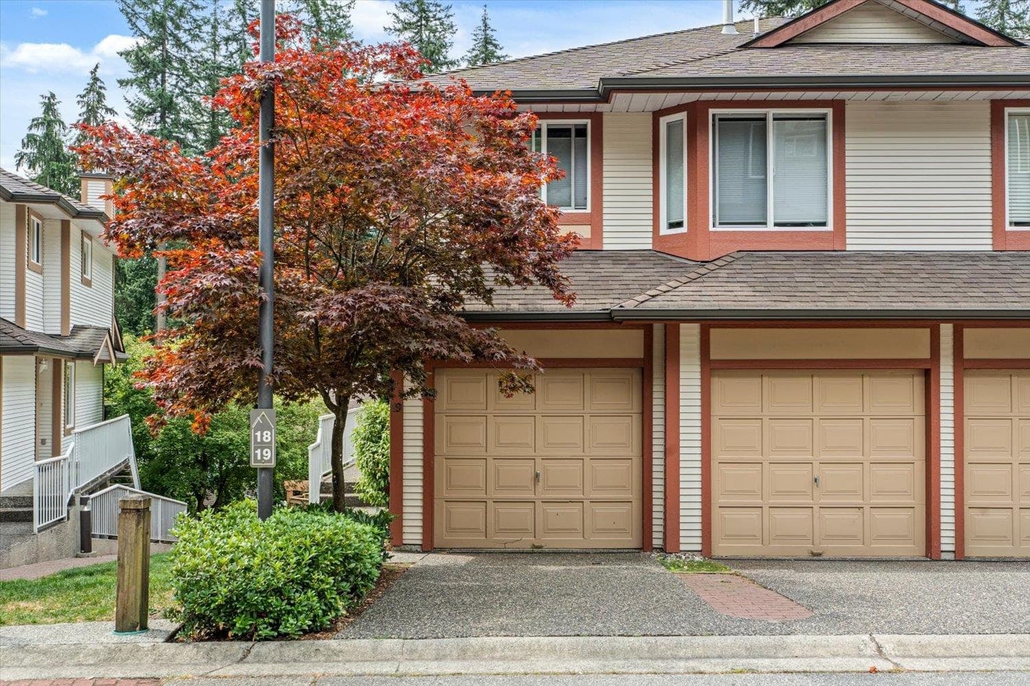 19 - 103 Parkside Drive, Port Moody, V3H 4Y8 — photo 2