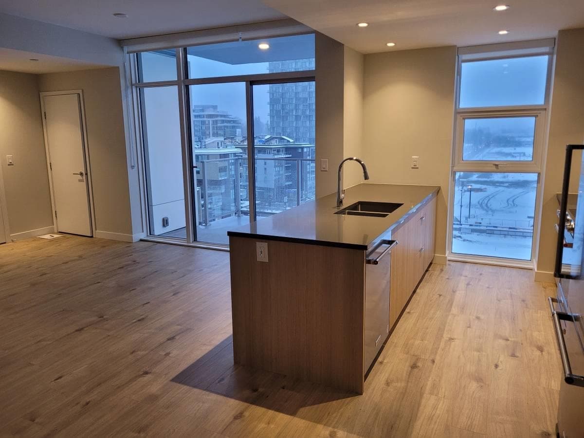 807 - 3430 E Kent South Avenue, Vancouver, V5S 0G7 — photo 2