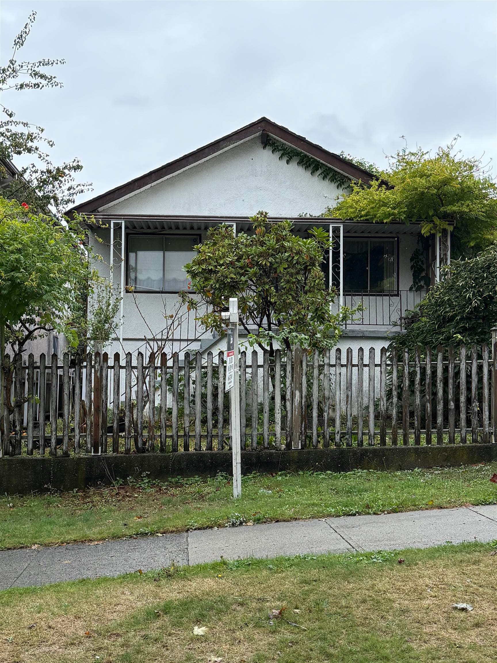 3409 E Pender Street, Vancouver