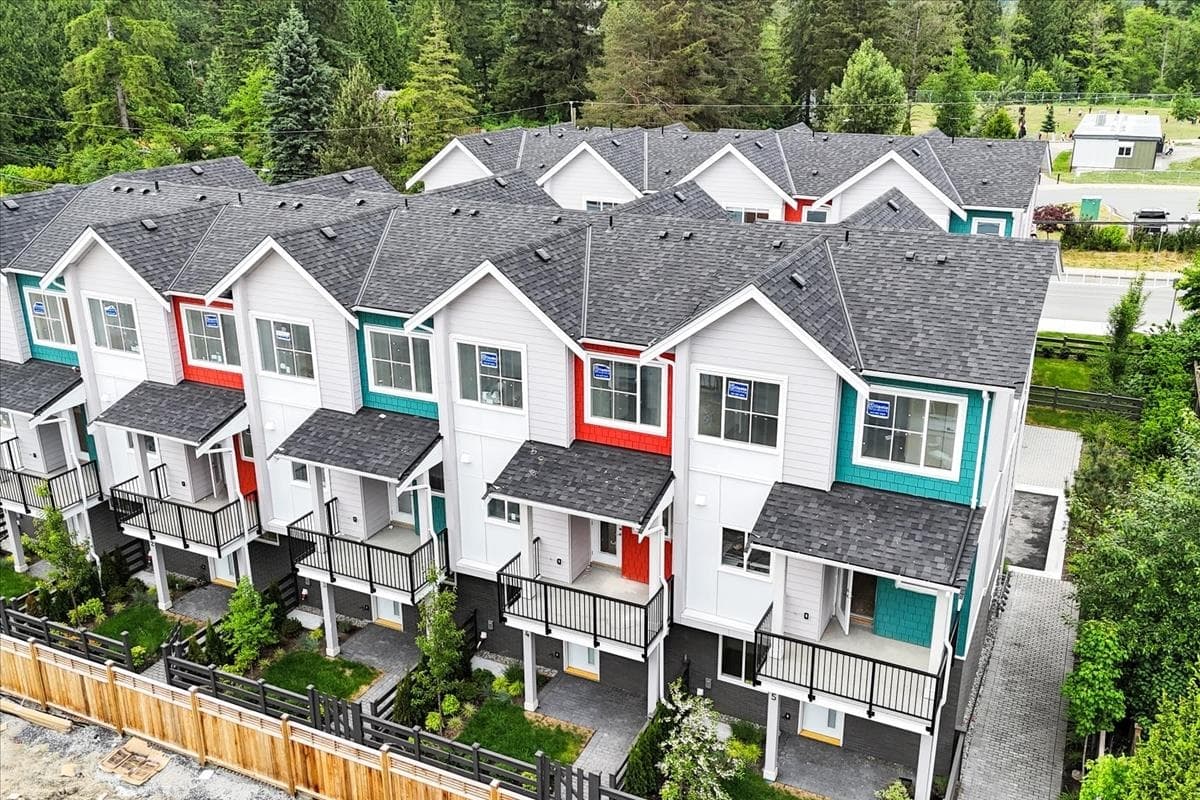 8 - 10392 240a Street, Maple Ridge